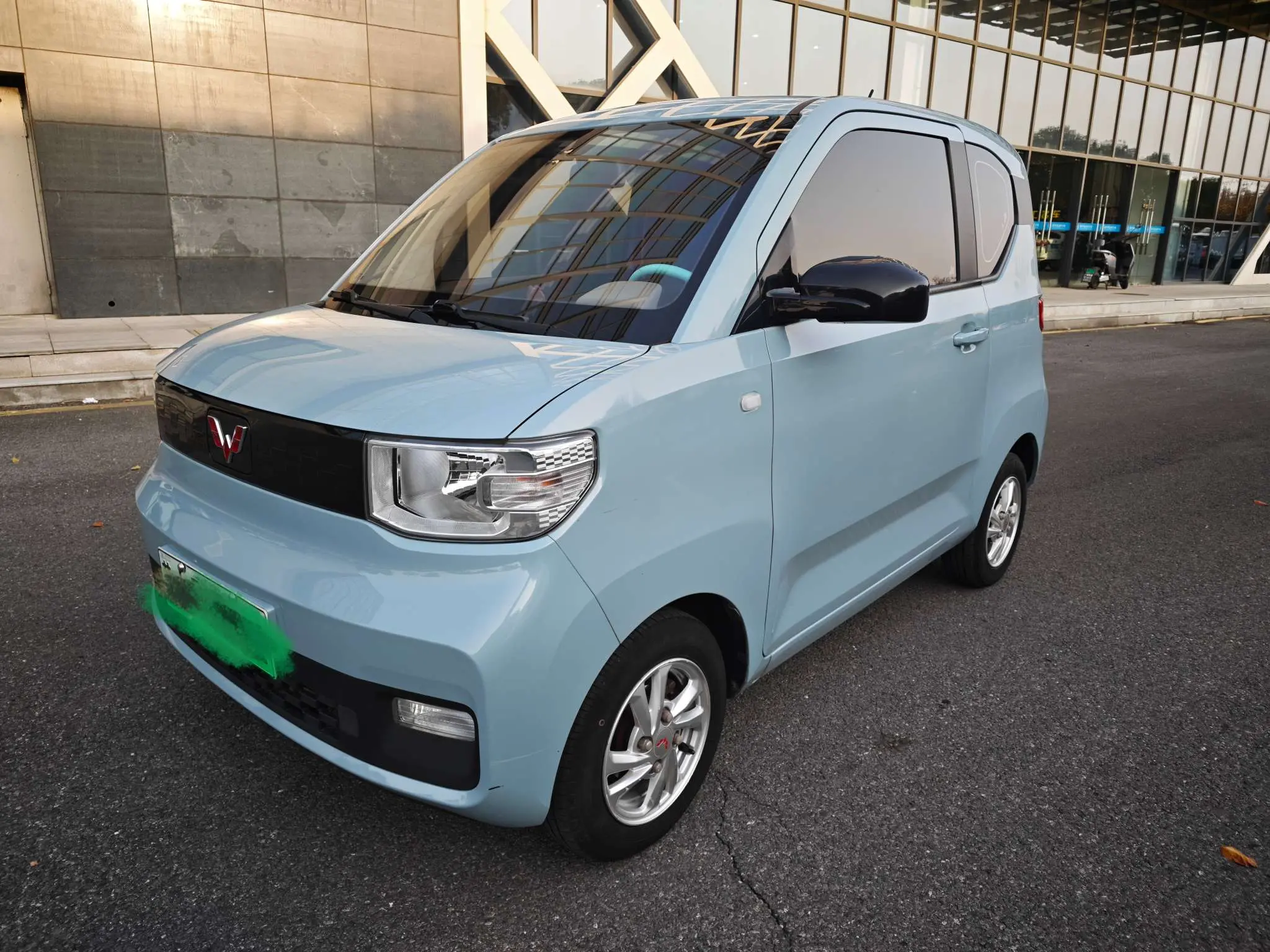 Wuling Hongguang MINIEV  из Китая
