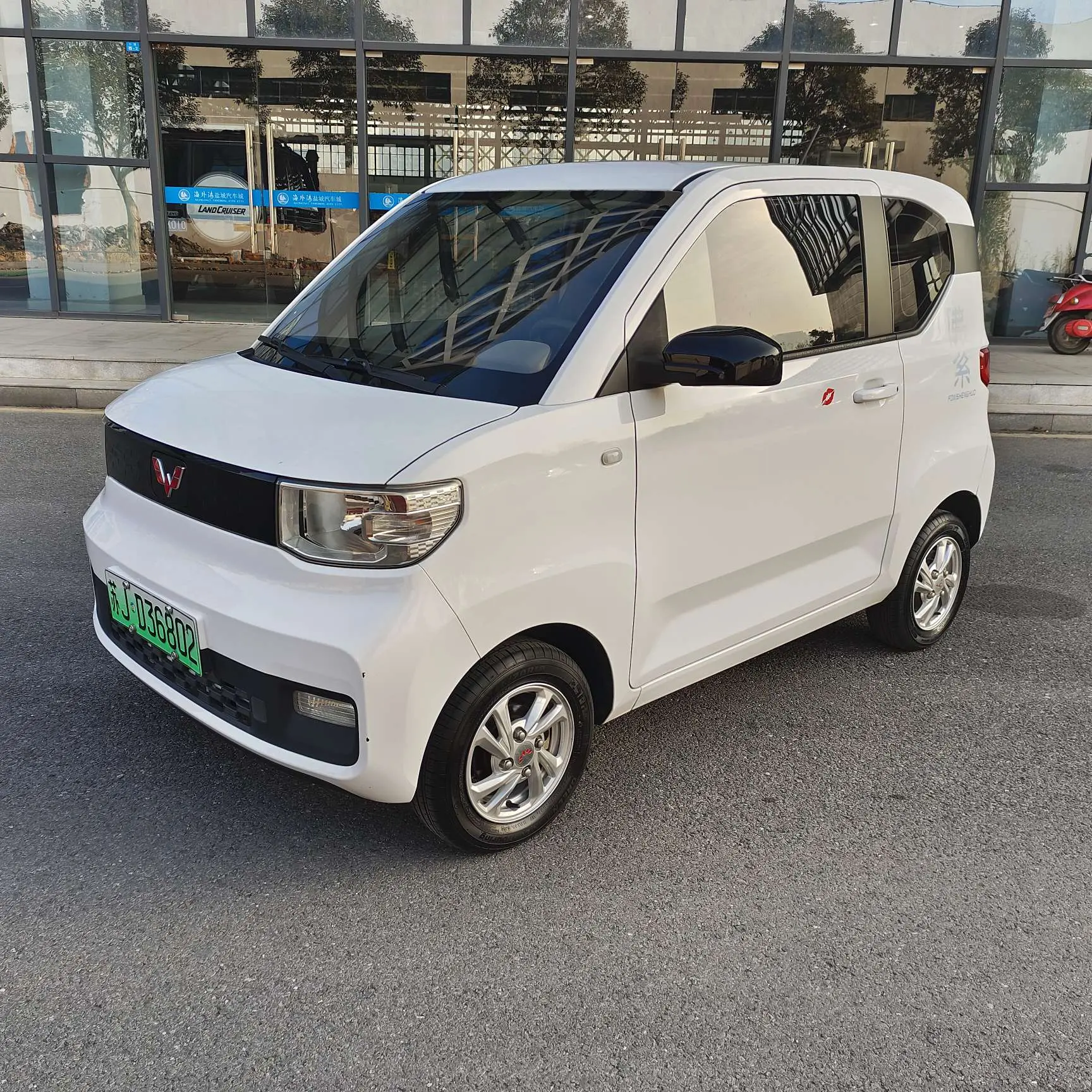 Wuling Hongguang MINIEV  из Китая