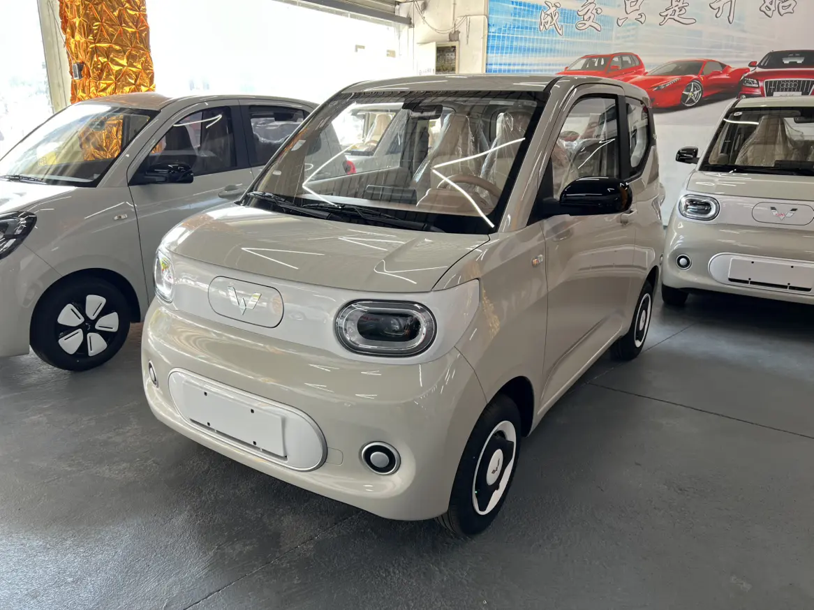 Wuling Hongguang MINIEV  из Китая