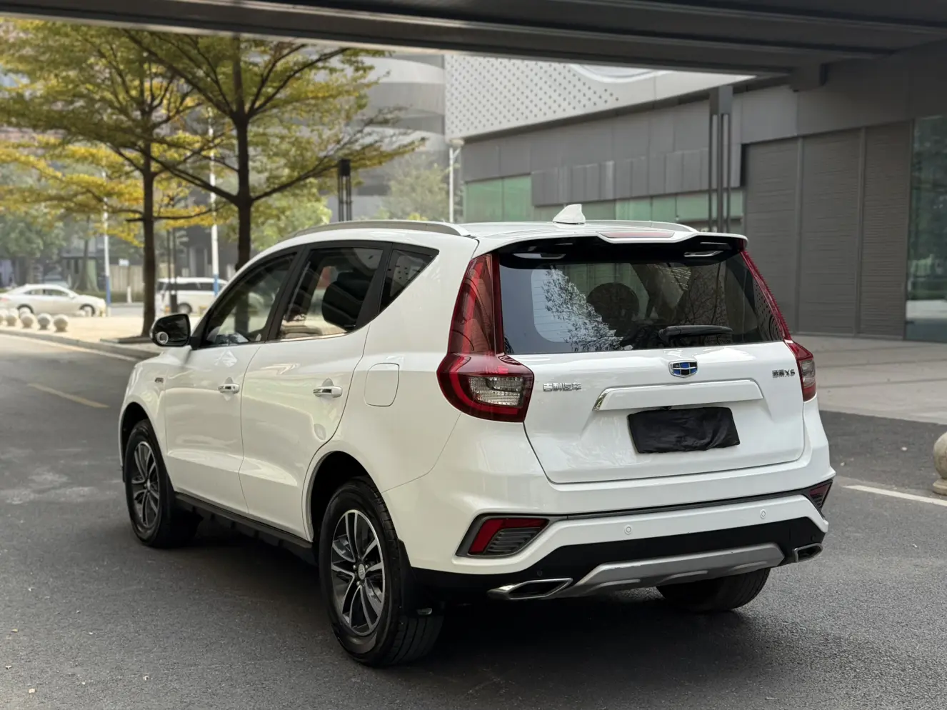 Geely Vision X6  из Китая