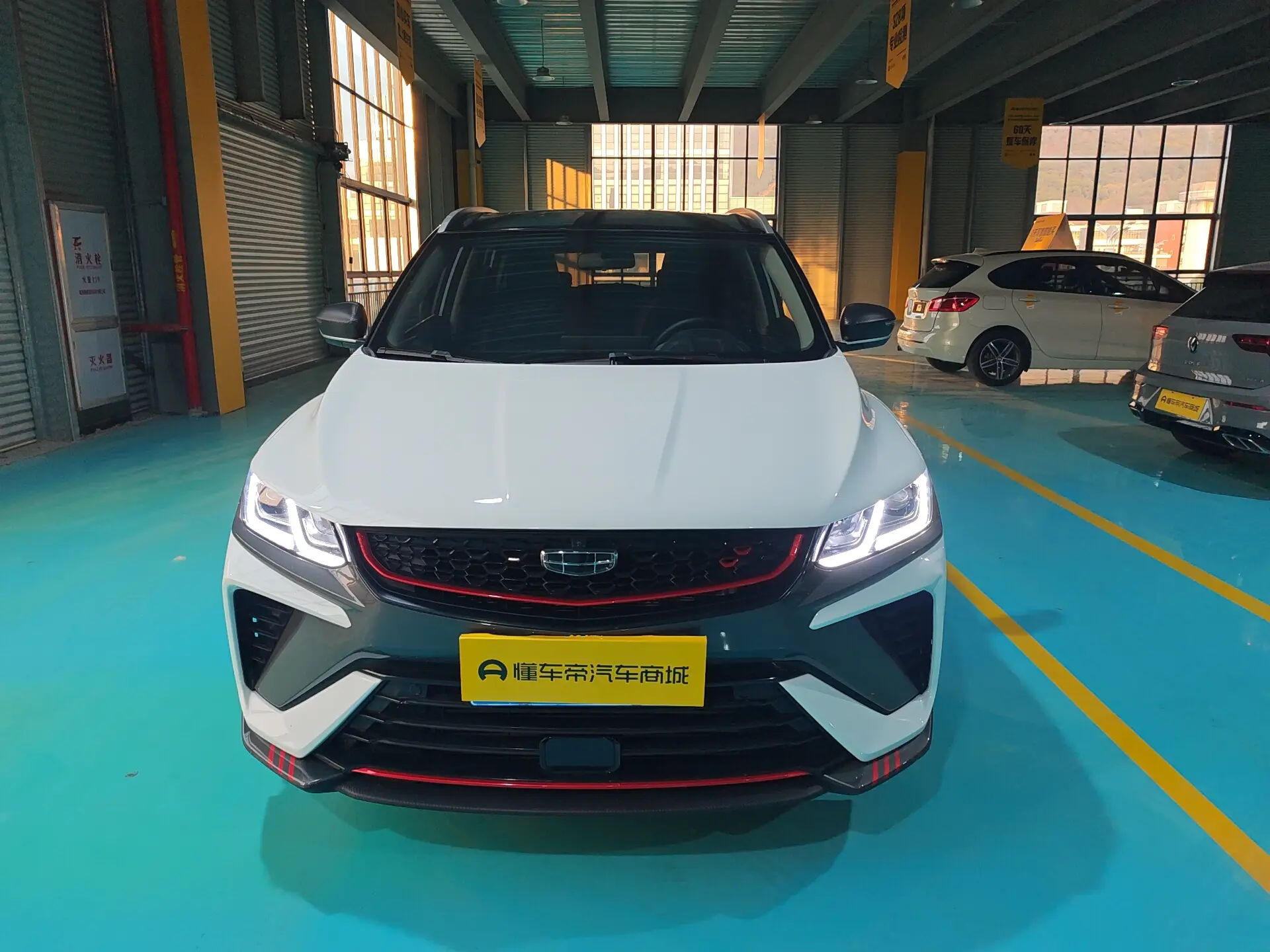 Geely Coolray SX11 (Binyue)  из Китая