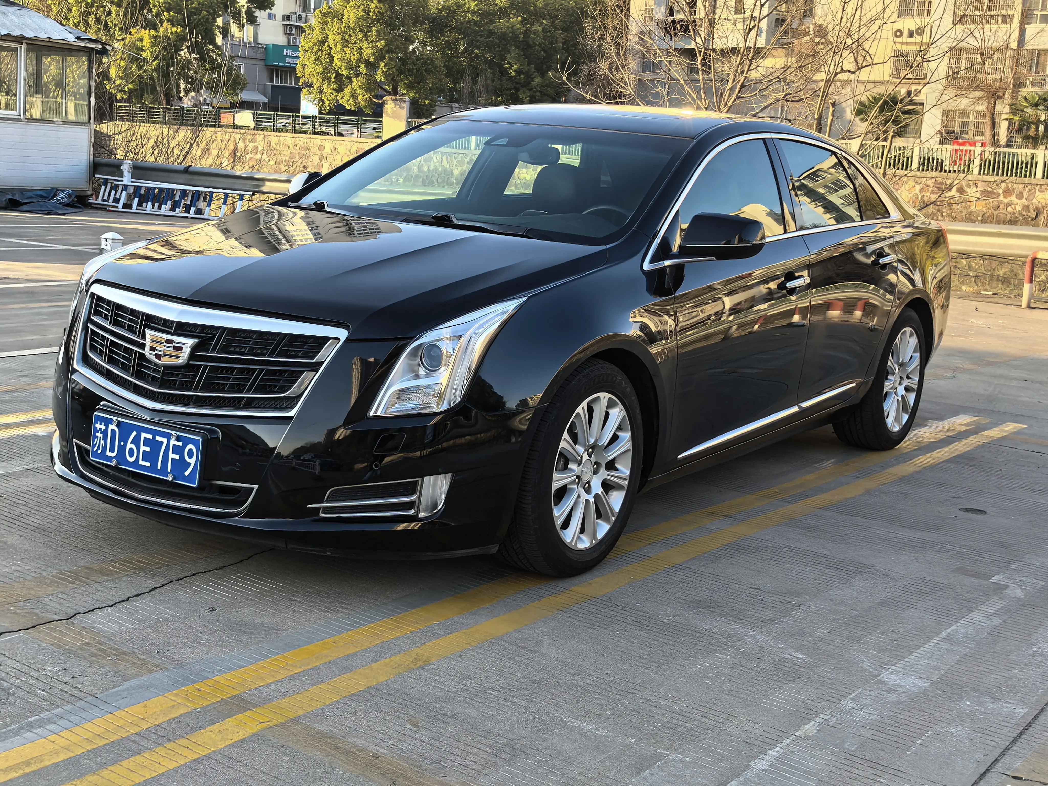 Cadillac XTS  из Китая