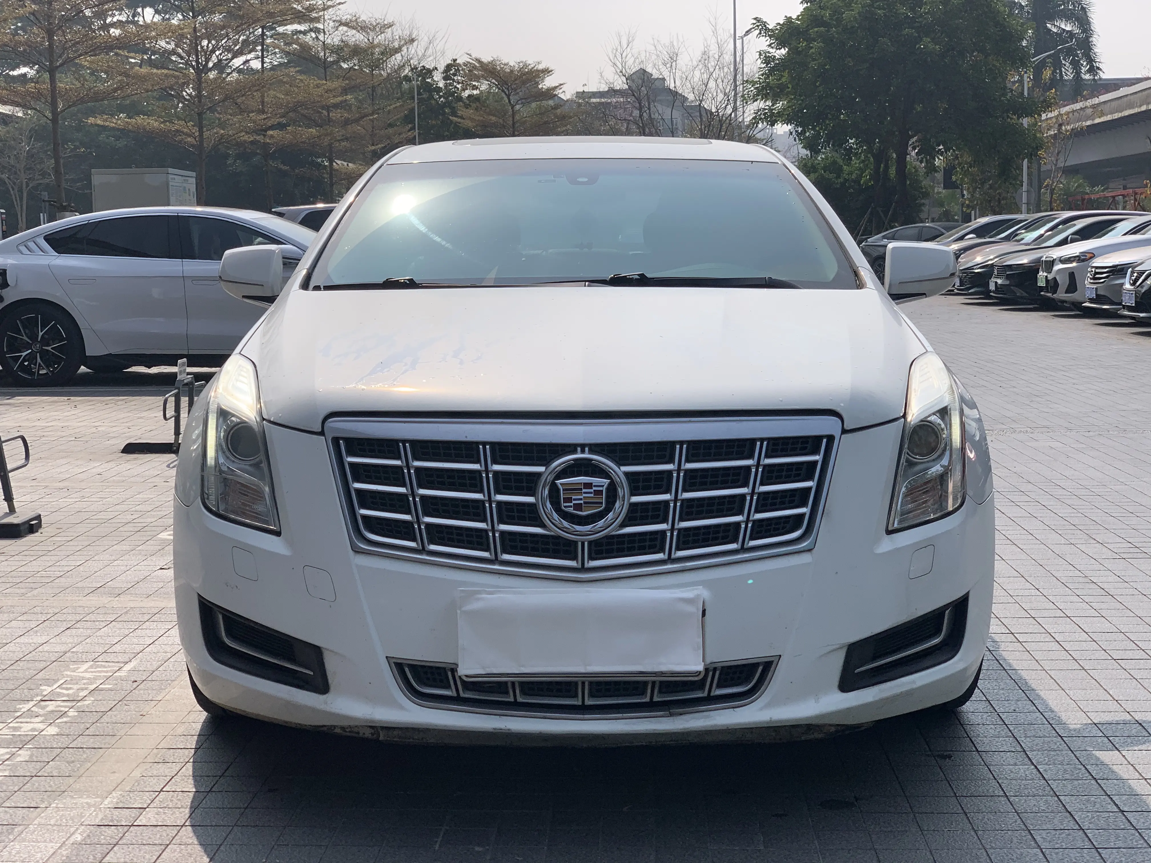 Cadillac XTS  из Китая