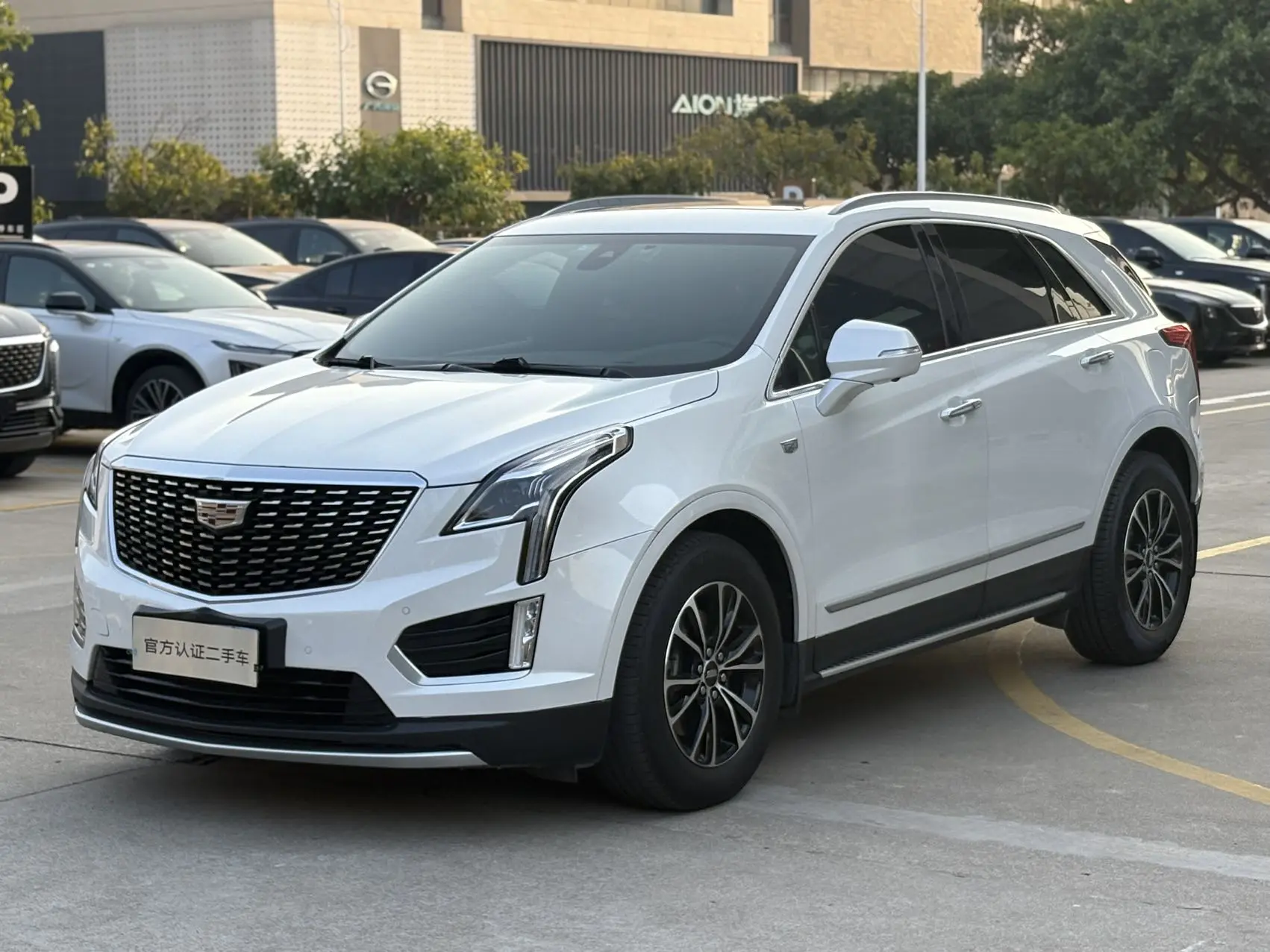 Cadillac XT5  из Китая