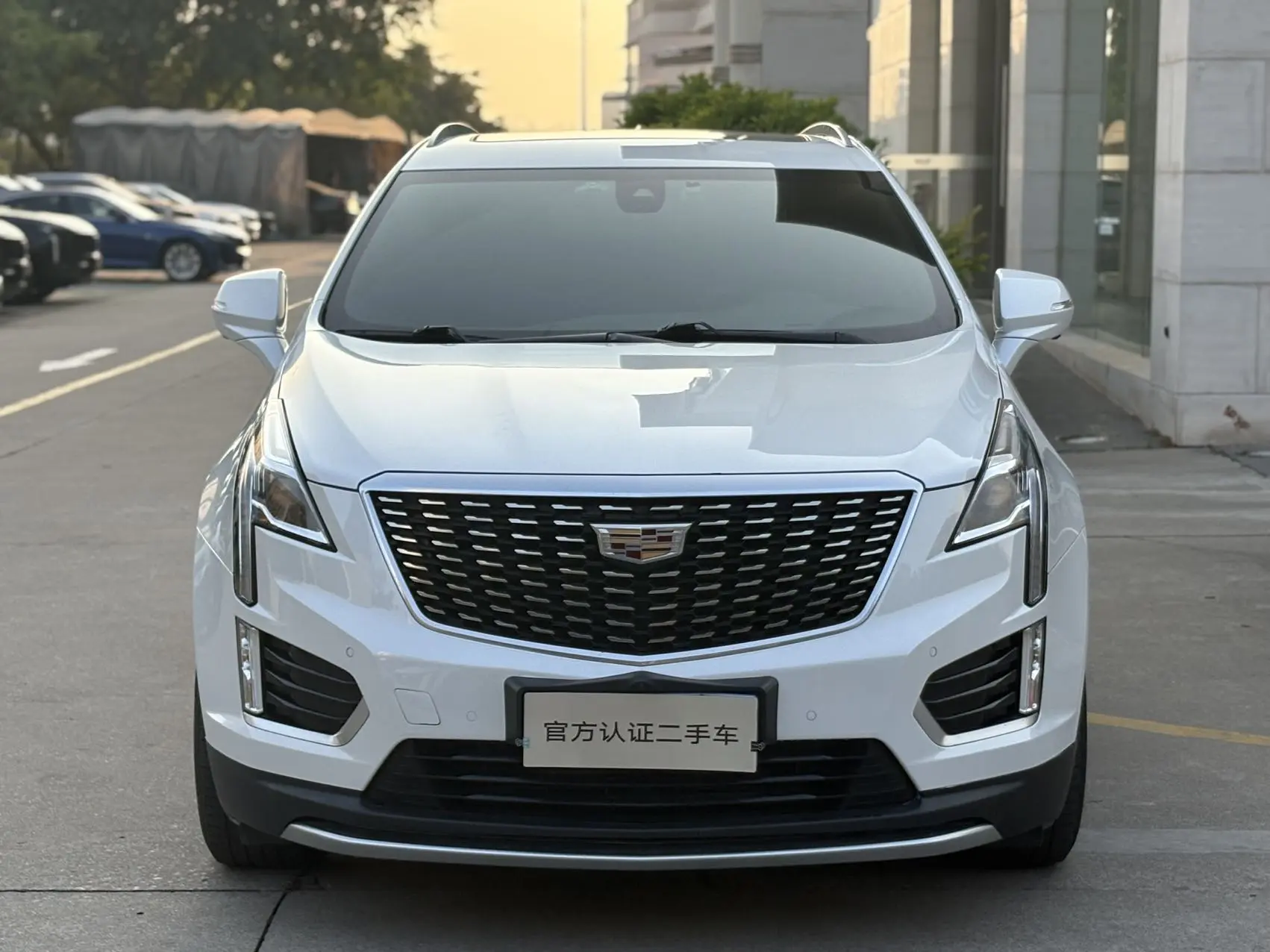 Cadillac XT5  из Китая