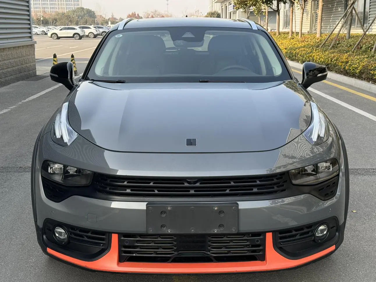 Lynk & Co 02  из Китая