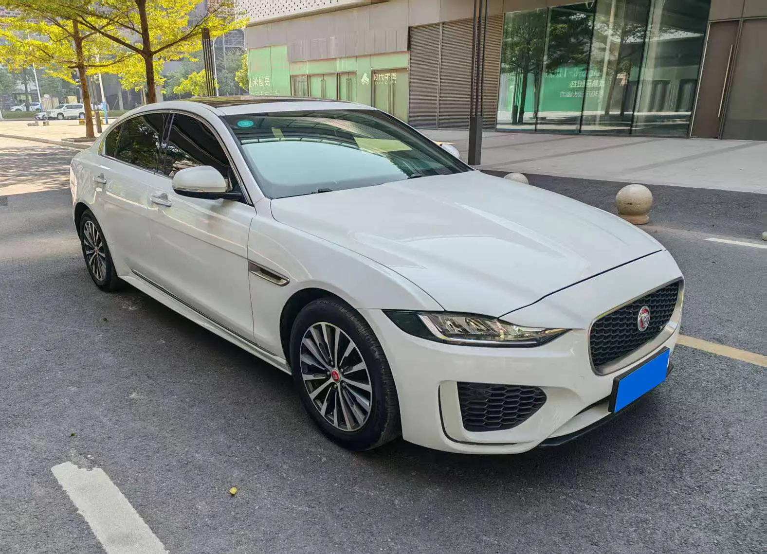 Jaguar XEL  из Китая