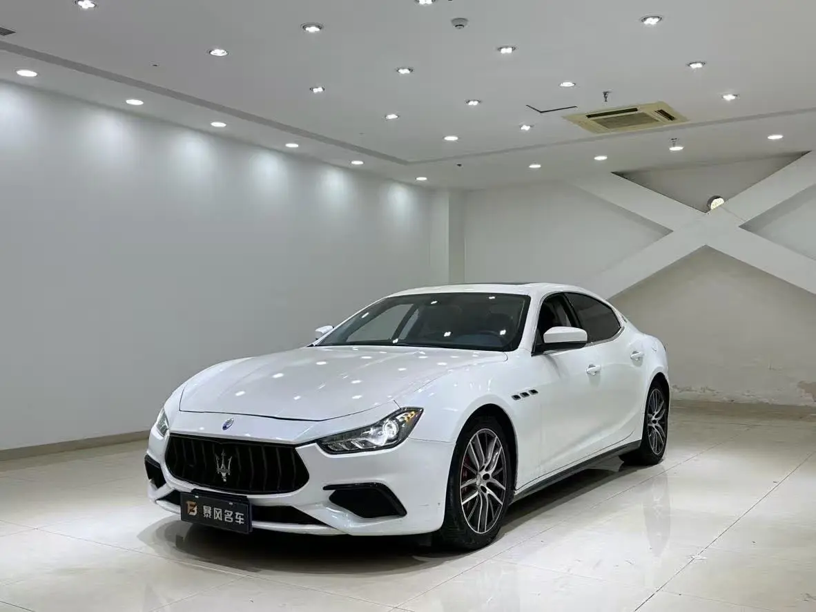 Maserati Ghibli  из Китая