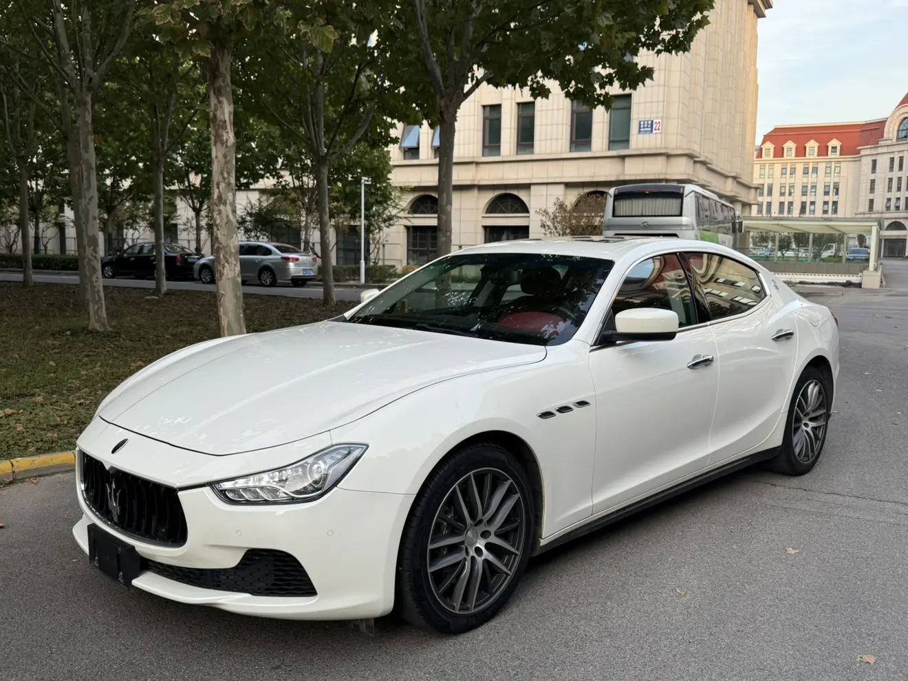 Maserati Ghibli  из Китая