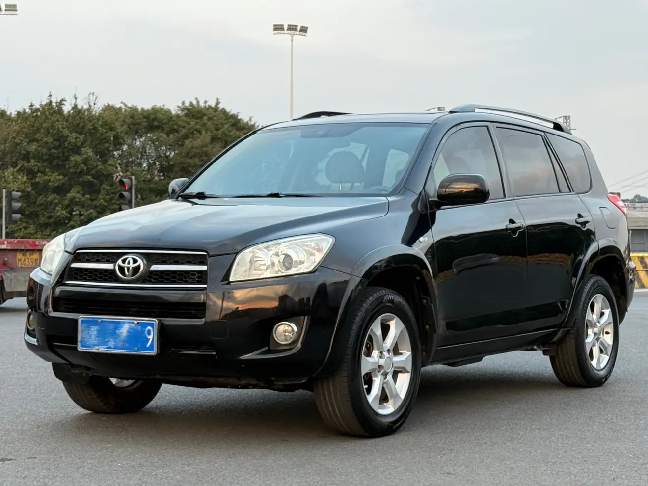 Toyota RAV4  из Китая