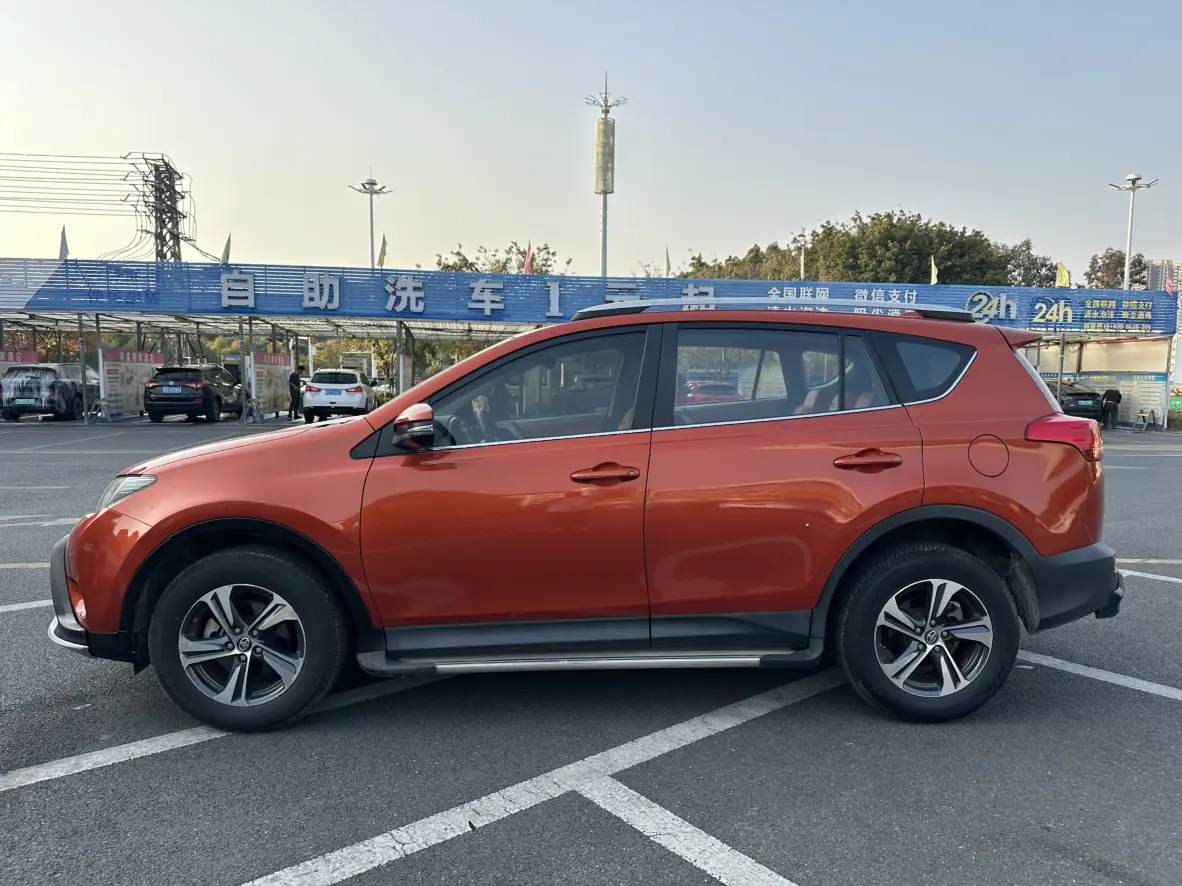 Toyota RAV4  из Китая