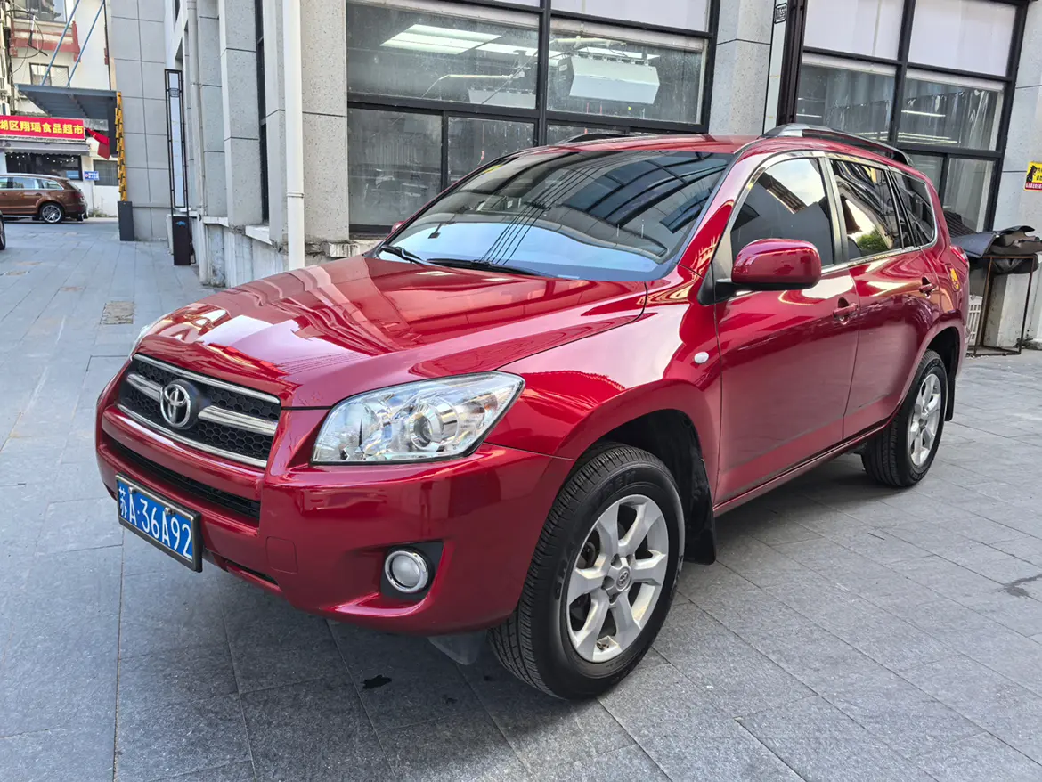 Toyota RAV4  из Китая