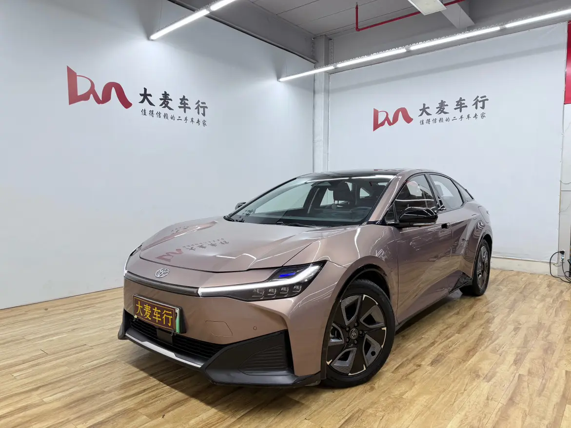 Toyota bZ3  из Китая