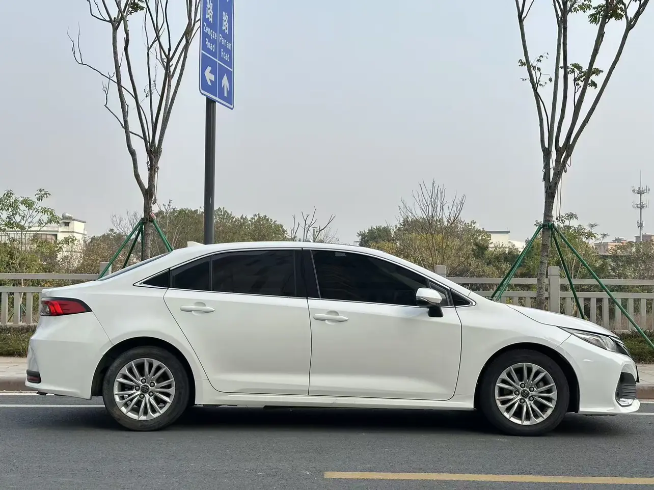 Toyota Asiatic lion  из Китая