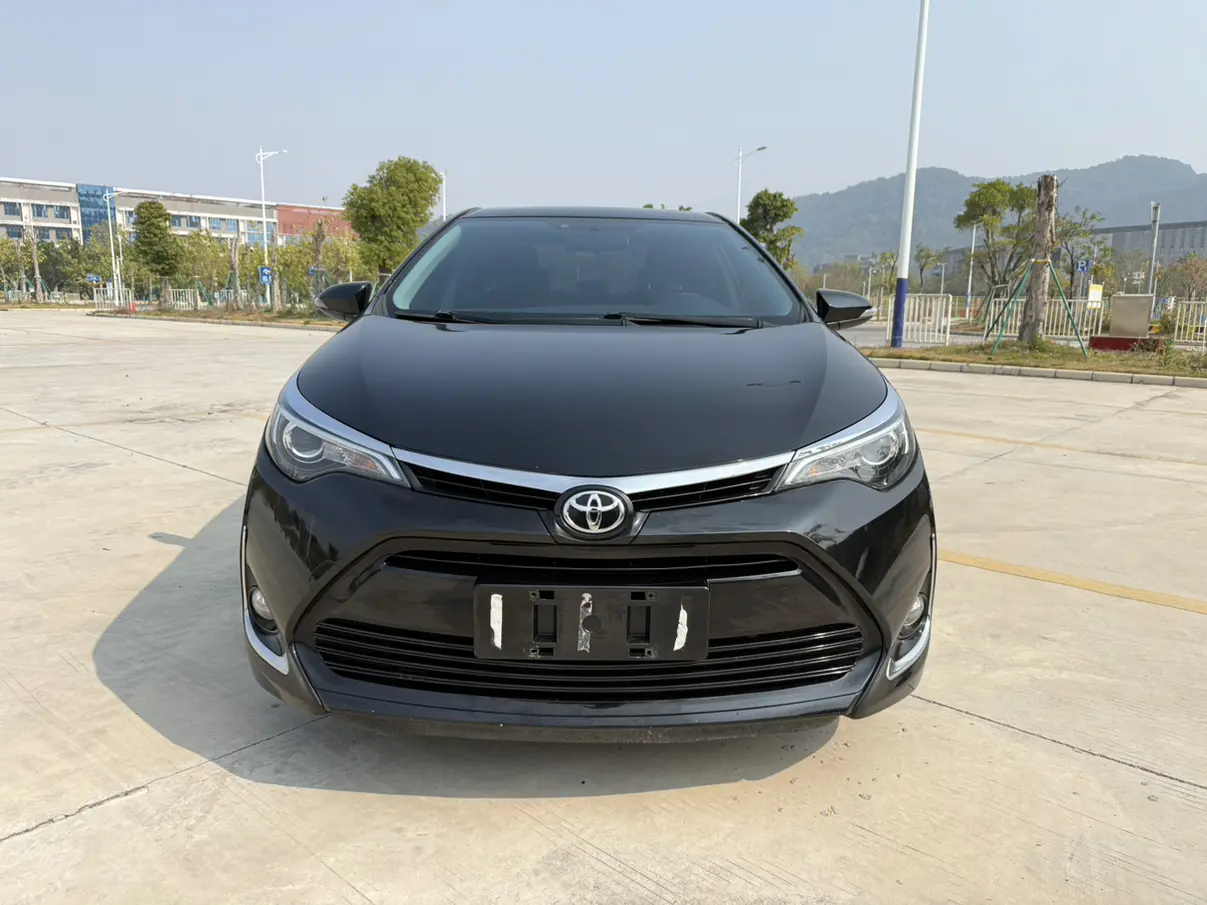 Toyota Levin (Lei Ling)  из Китая