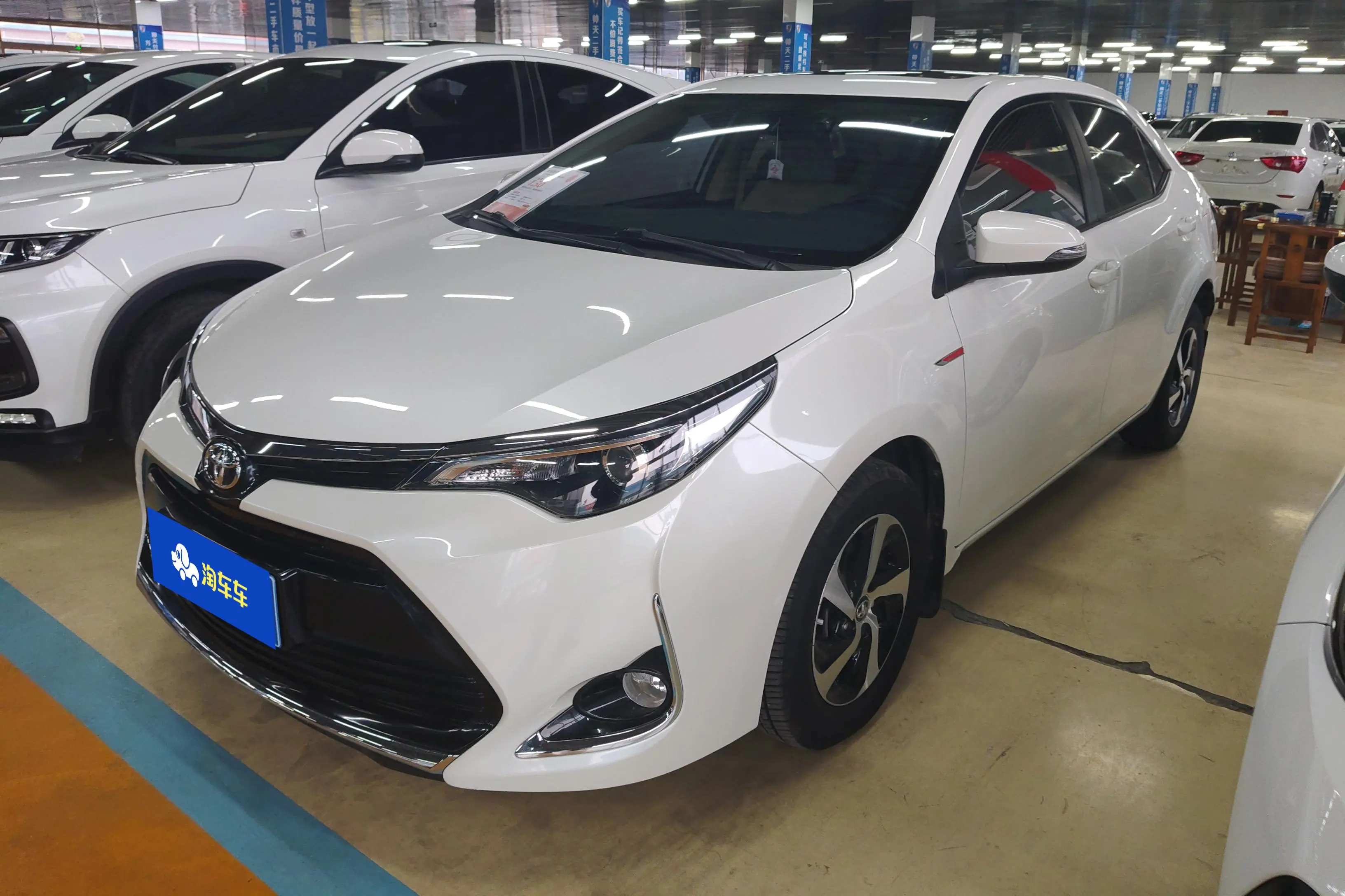 Toyota Levin (Lei Ling)  из Китая