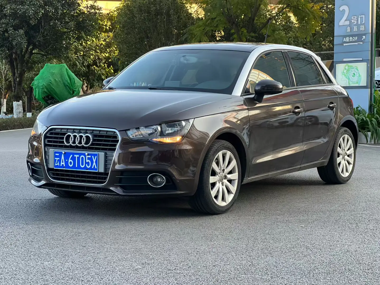 Audi A1  из Китая