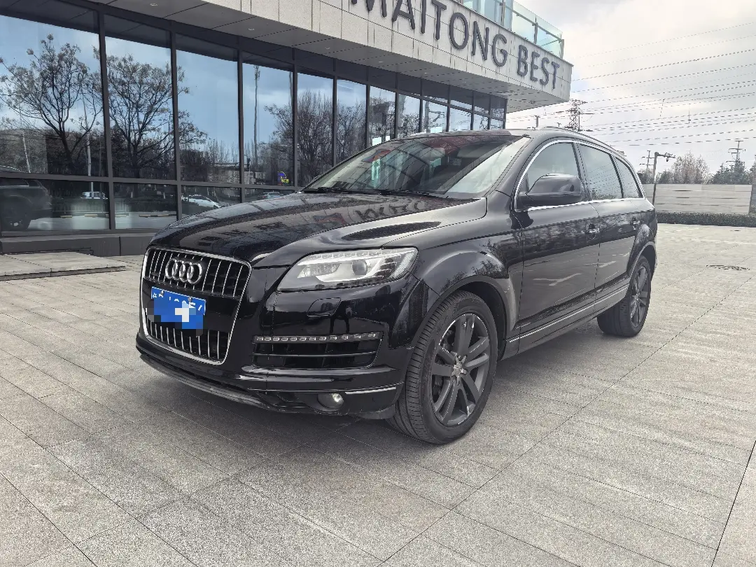 Audi Q7  из Китая
