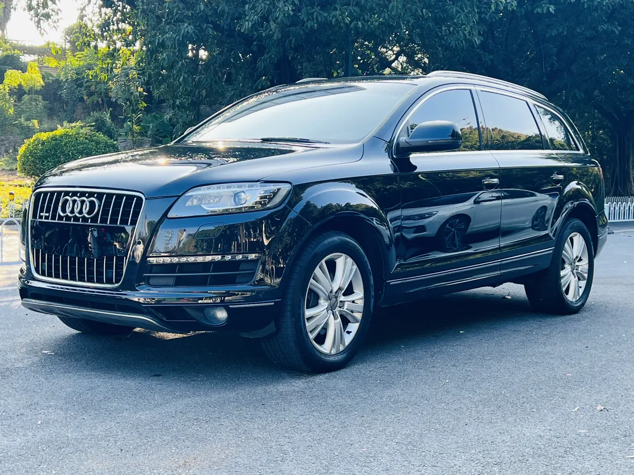 Audi Q7  из Китая