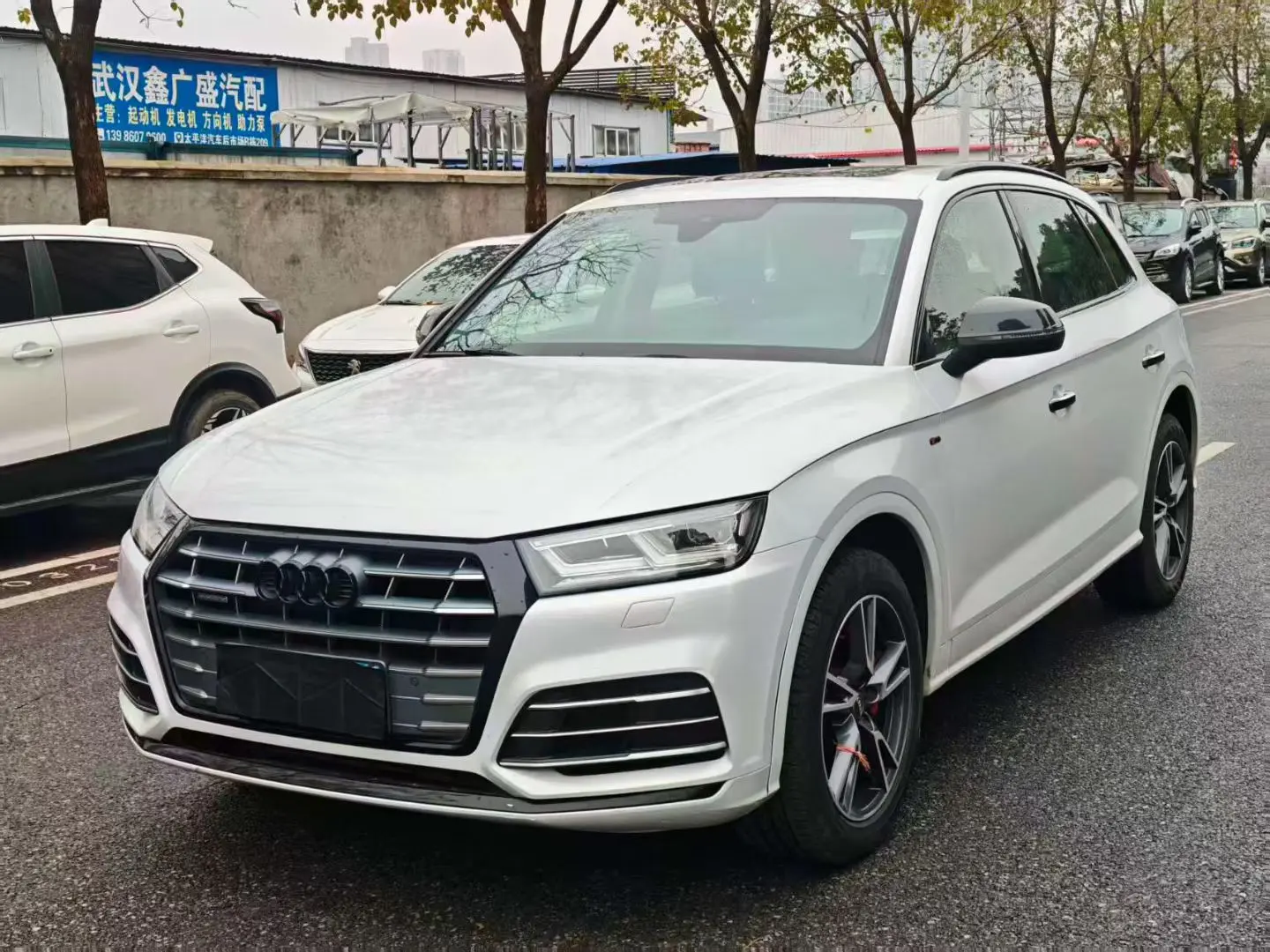 Audi Q5L  из Китая