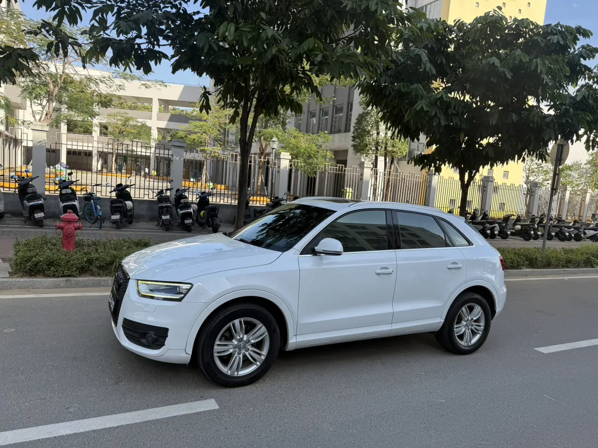 Audi Q3  из Китая