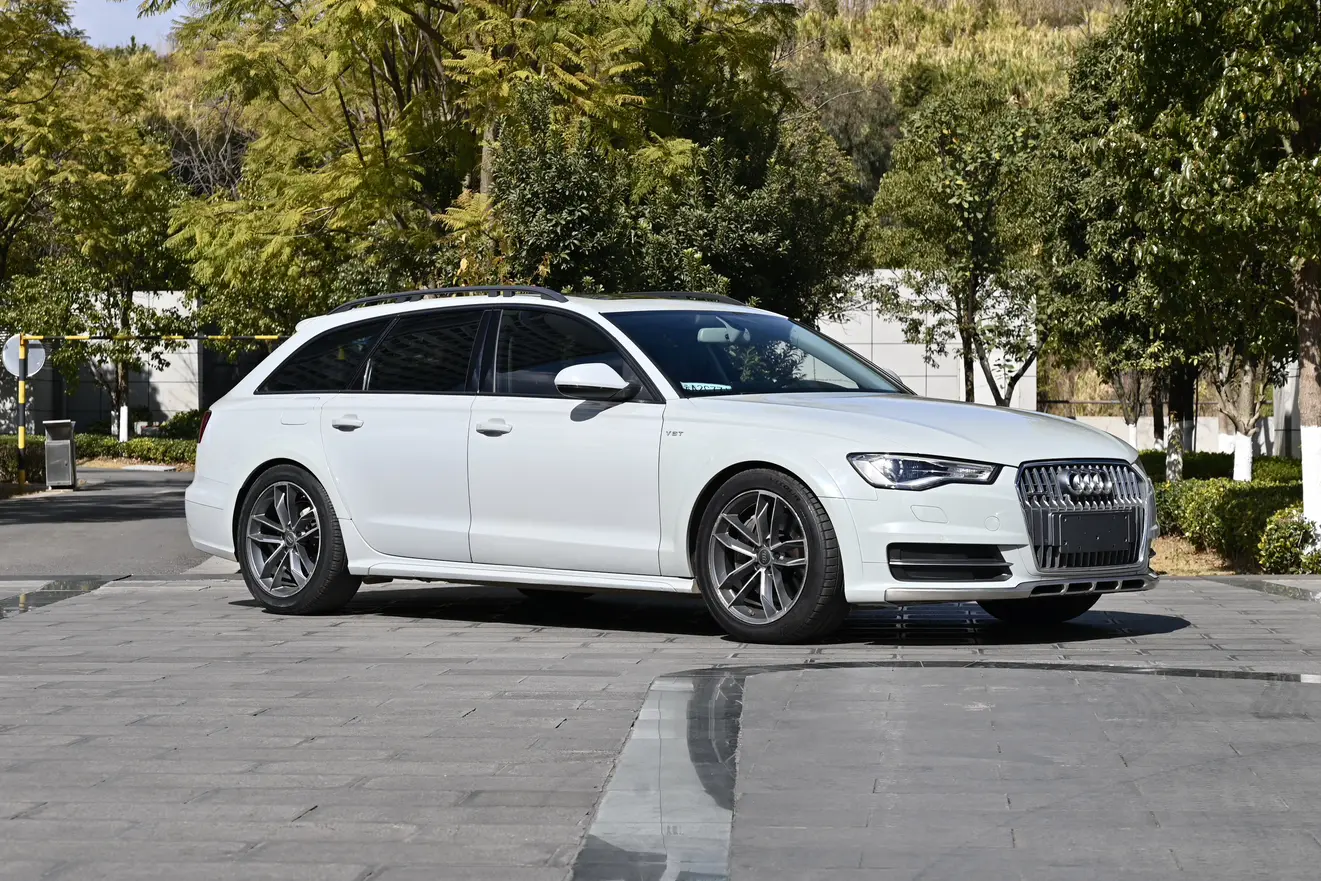 Audi A6  из Китая