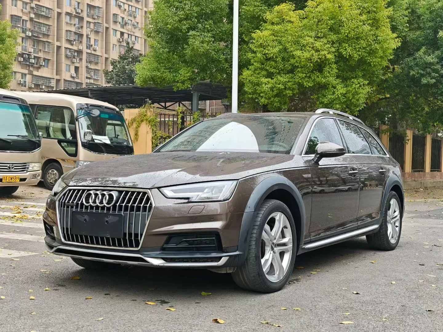 Audi A4  из Китая
