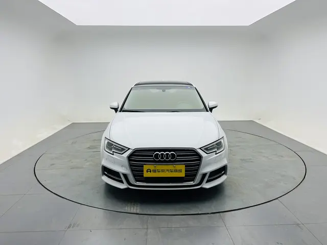 Audi A3  из Китая