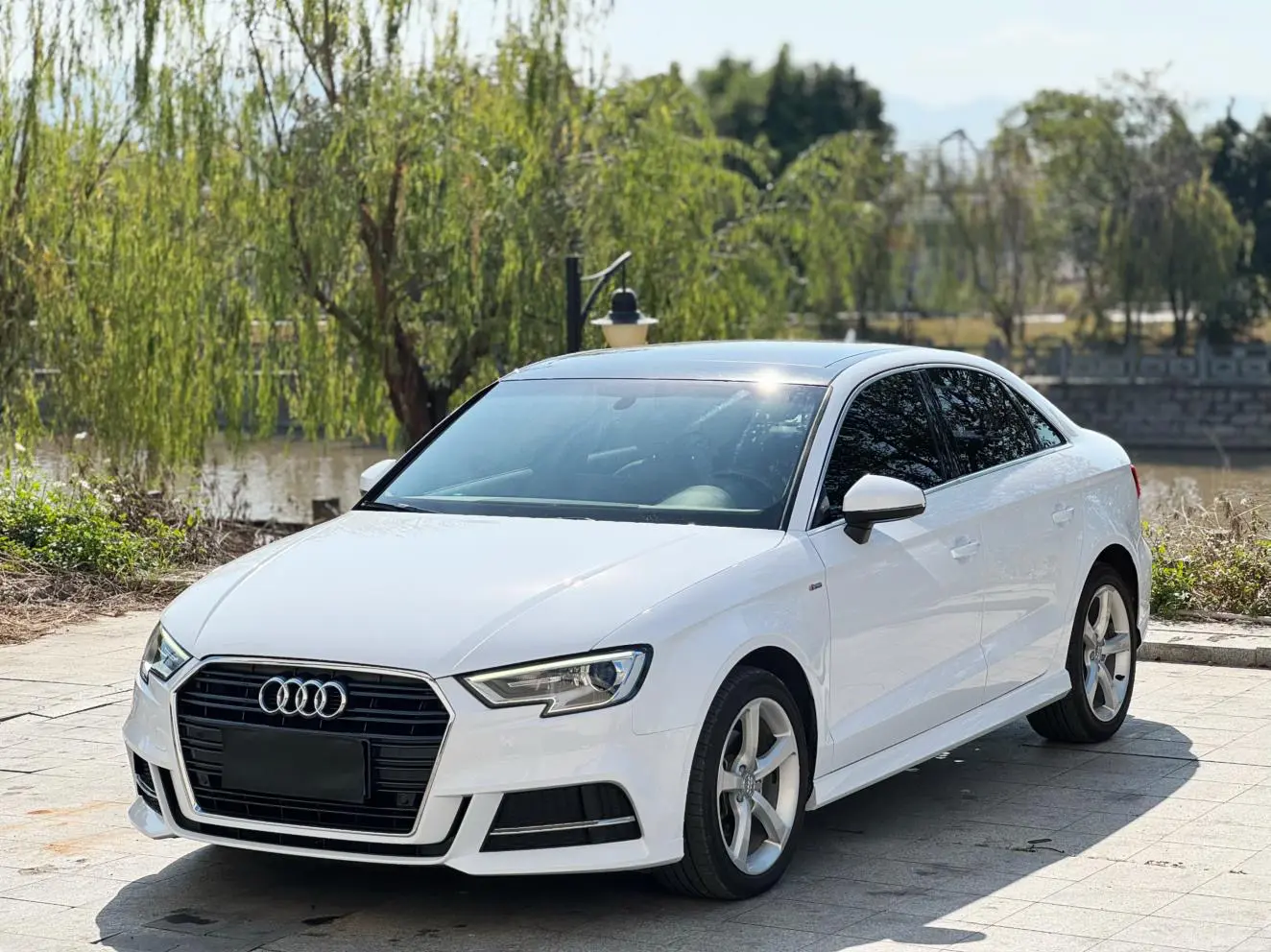 Audi A3  из Китая