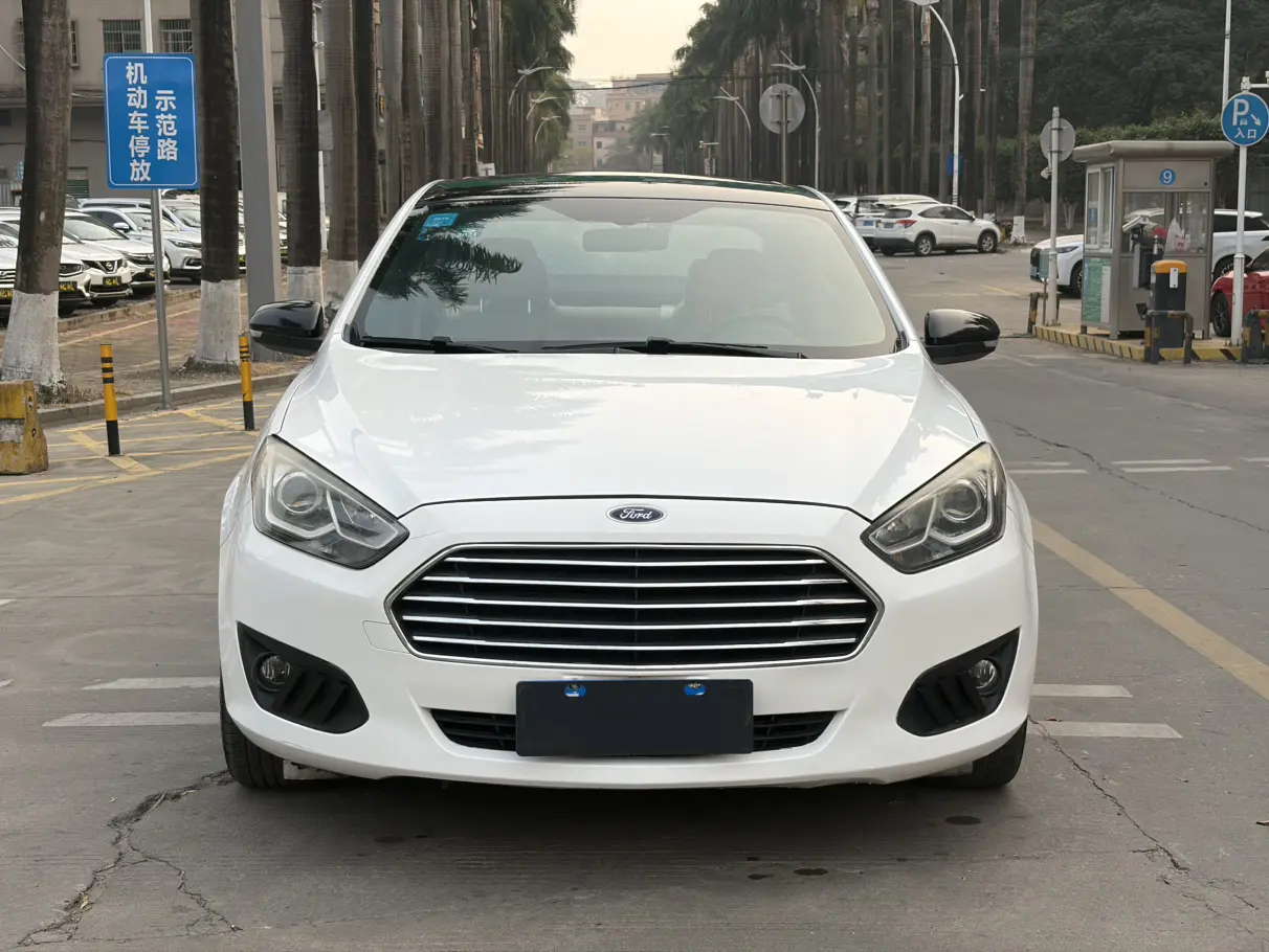 Ford Forrest  из Китая