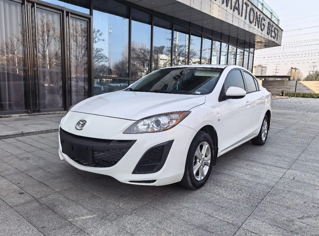 Mazda Axela (Mazda3)  из Китая