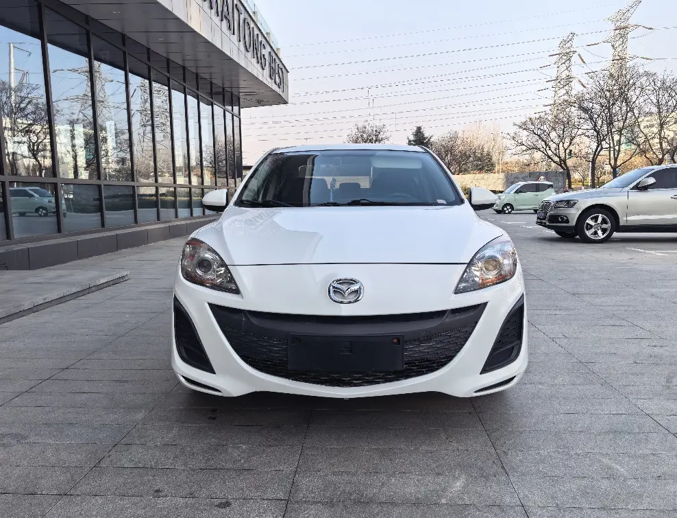 Mazda Axela (Mazda3)  из Китая