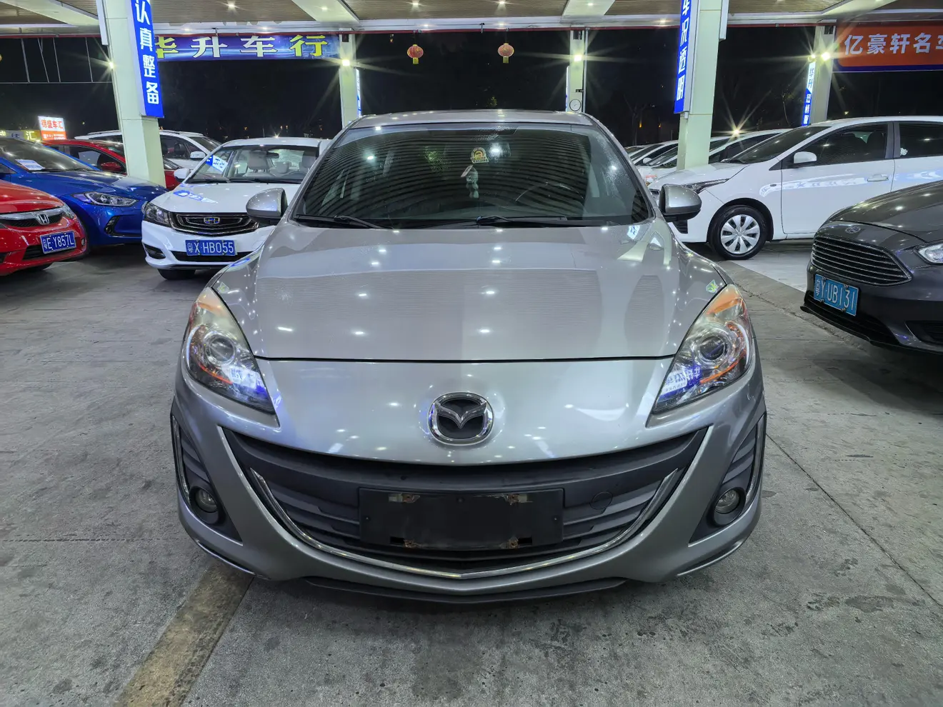 Mazda Axela (Mazda3)  из Китая