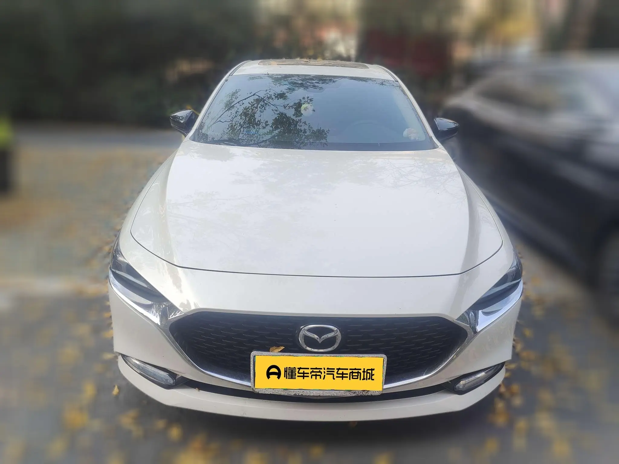 Mazda Axela (Mazda3)  из Китая