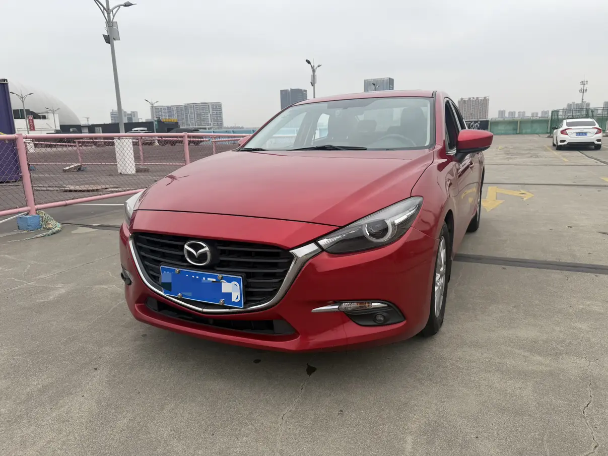 Mazda Axela (Mazda3)  из Китая