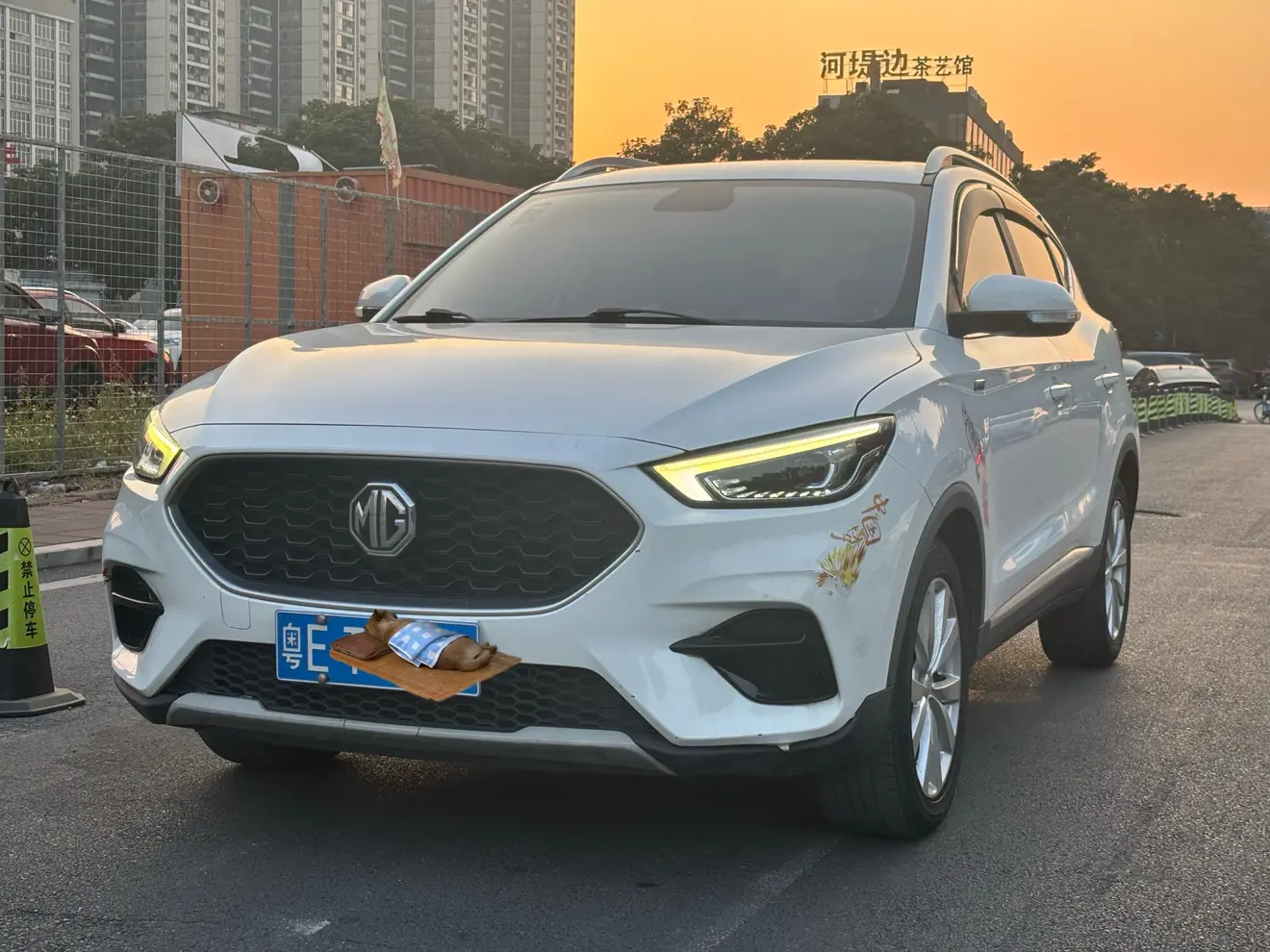 MG ZS  из Китая