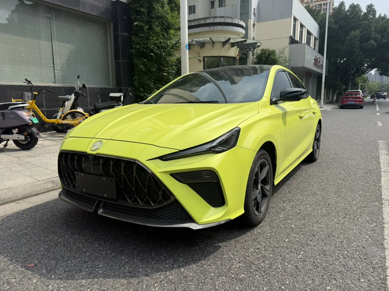 MG 5 Scorpio  из Китая