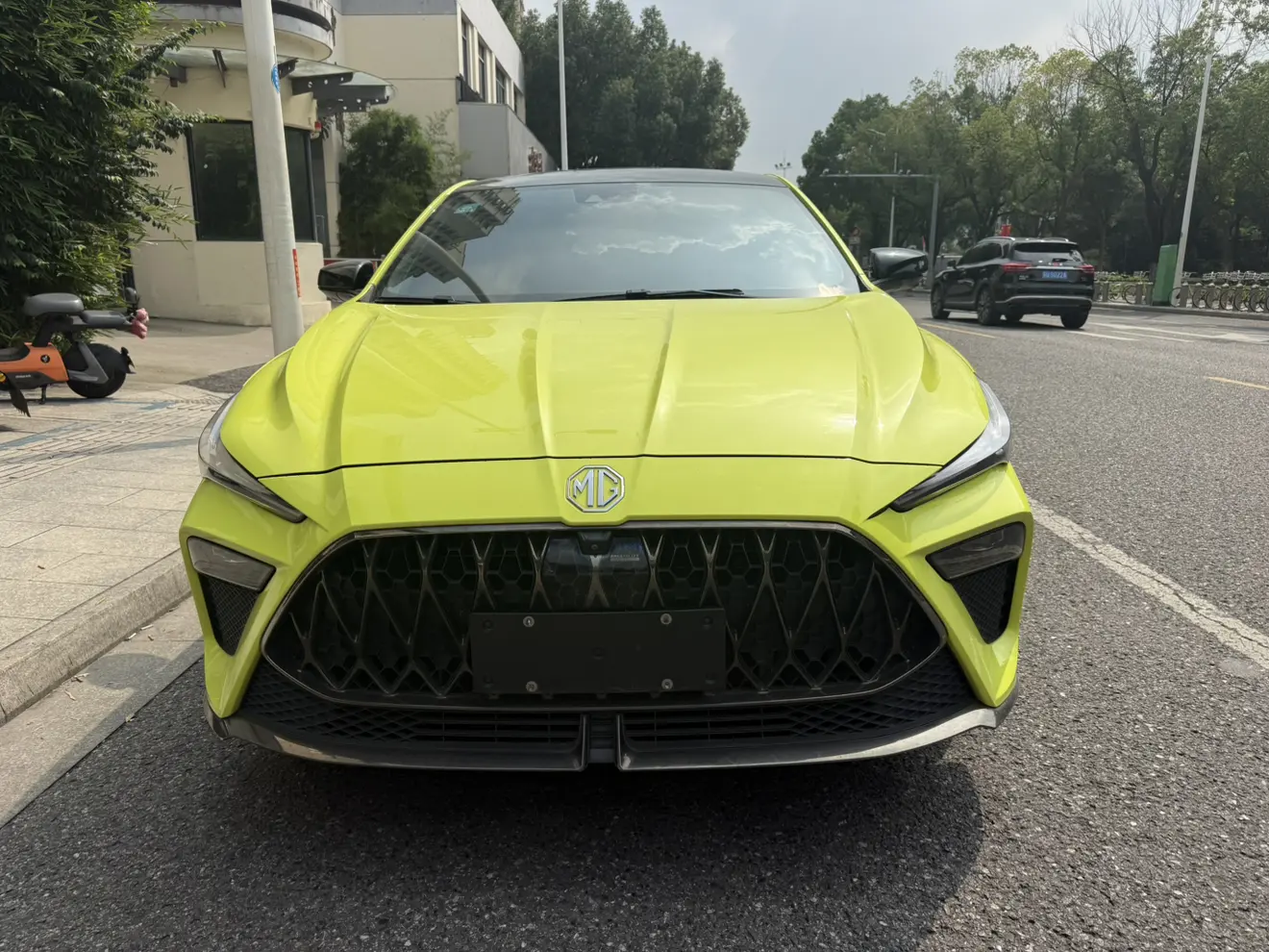 MG 5 Scorpio  из Китая