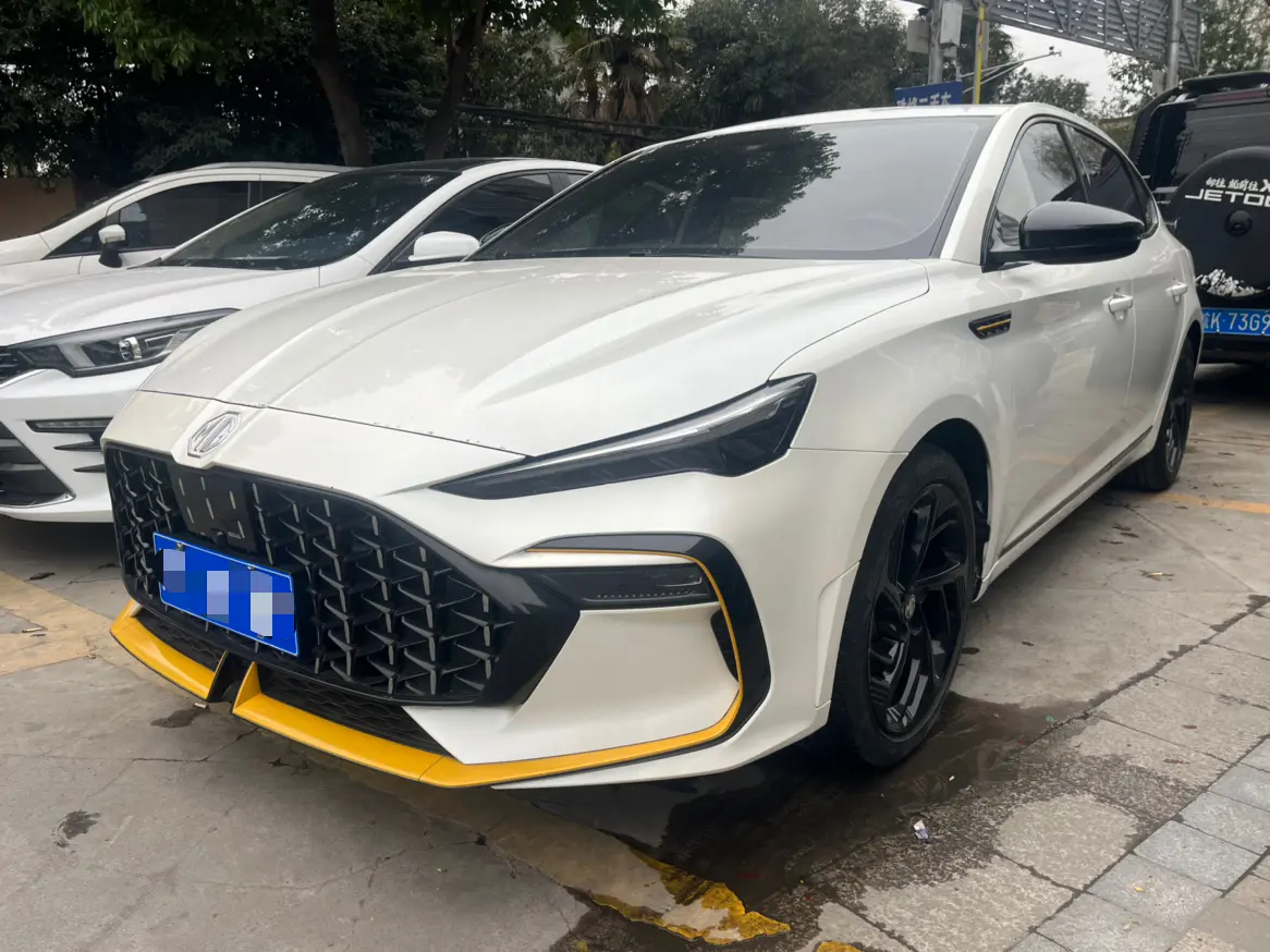 MG 6  из Китая