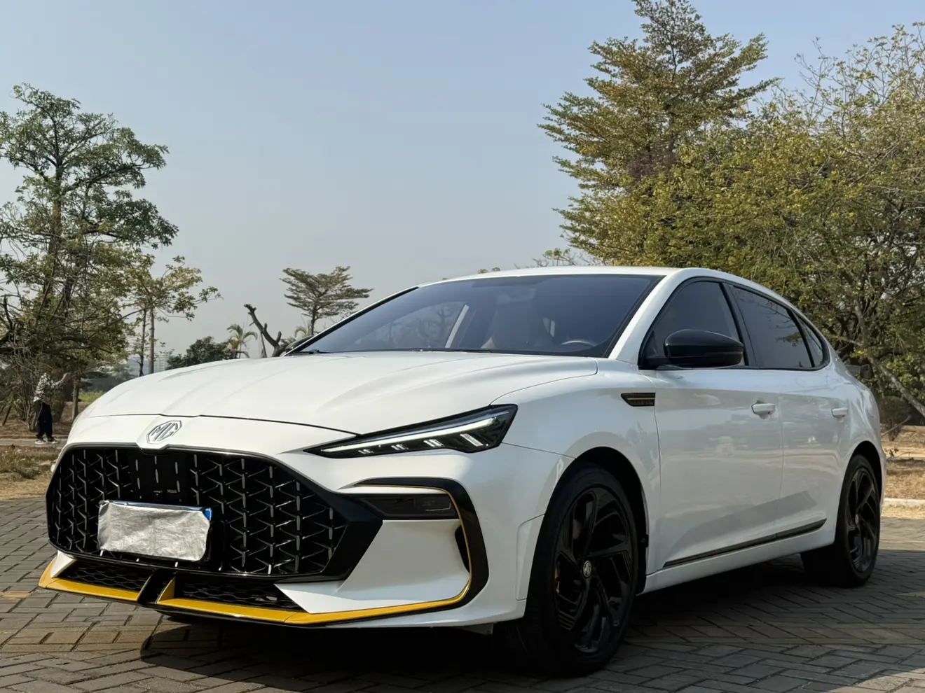 MG 6  из Китая