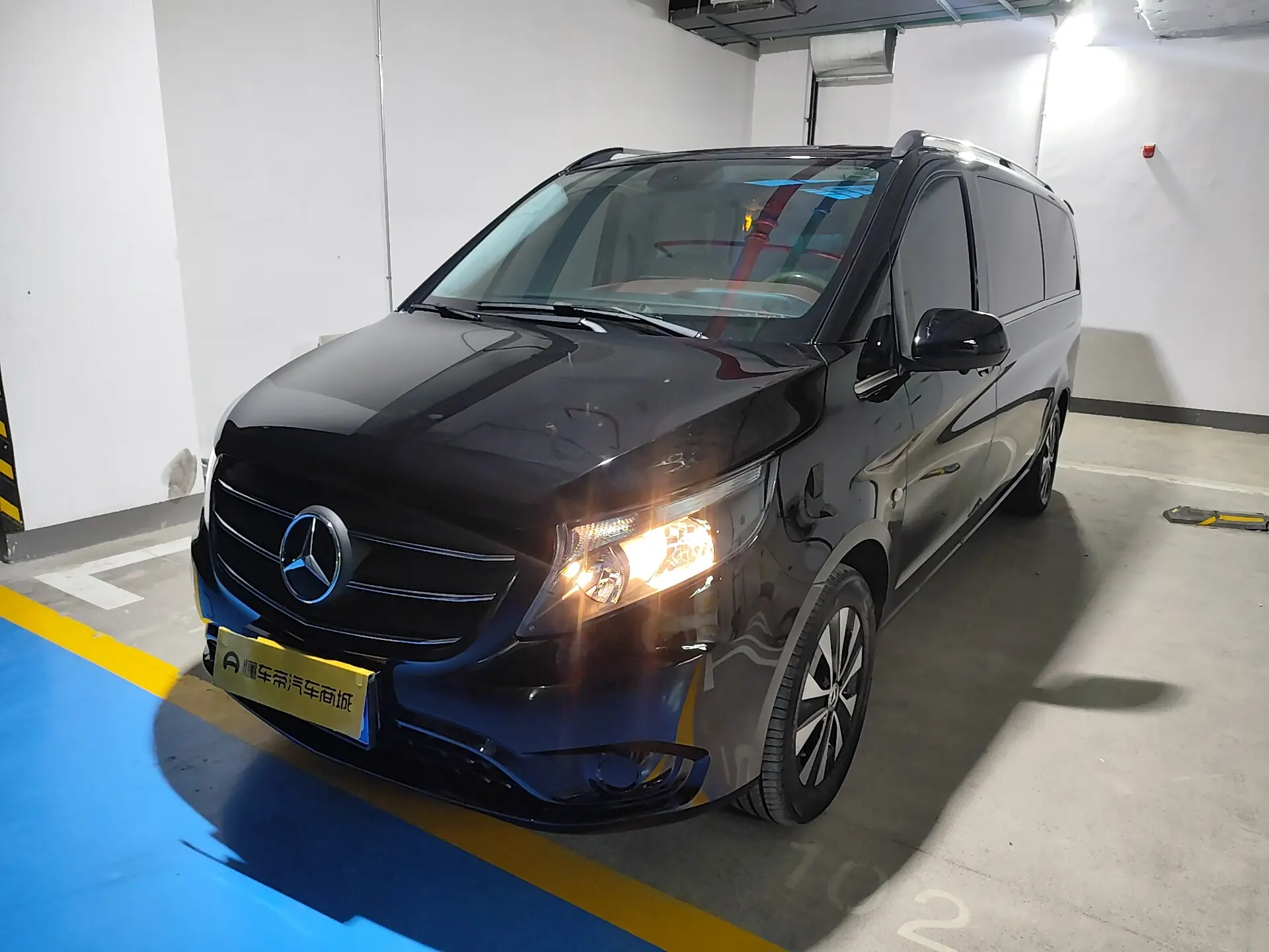 Mercedes-Benz Vito  из Китая
