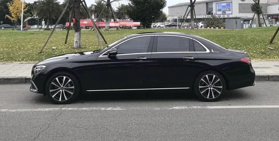 Mercedes-Benz E-Class PHEV  из Китая