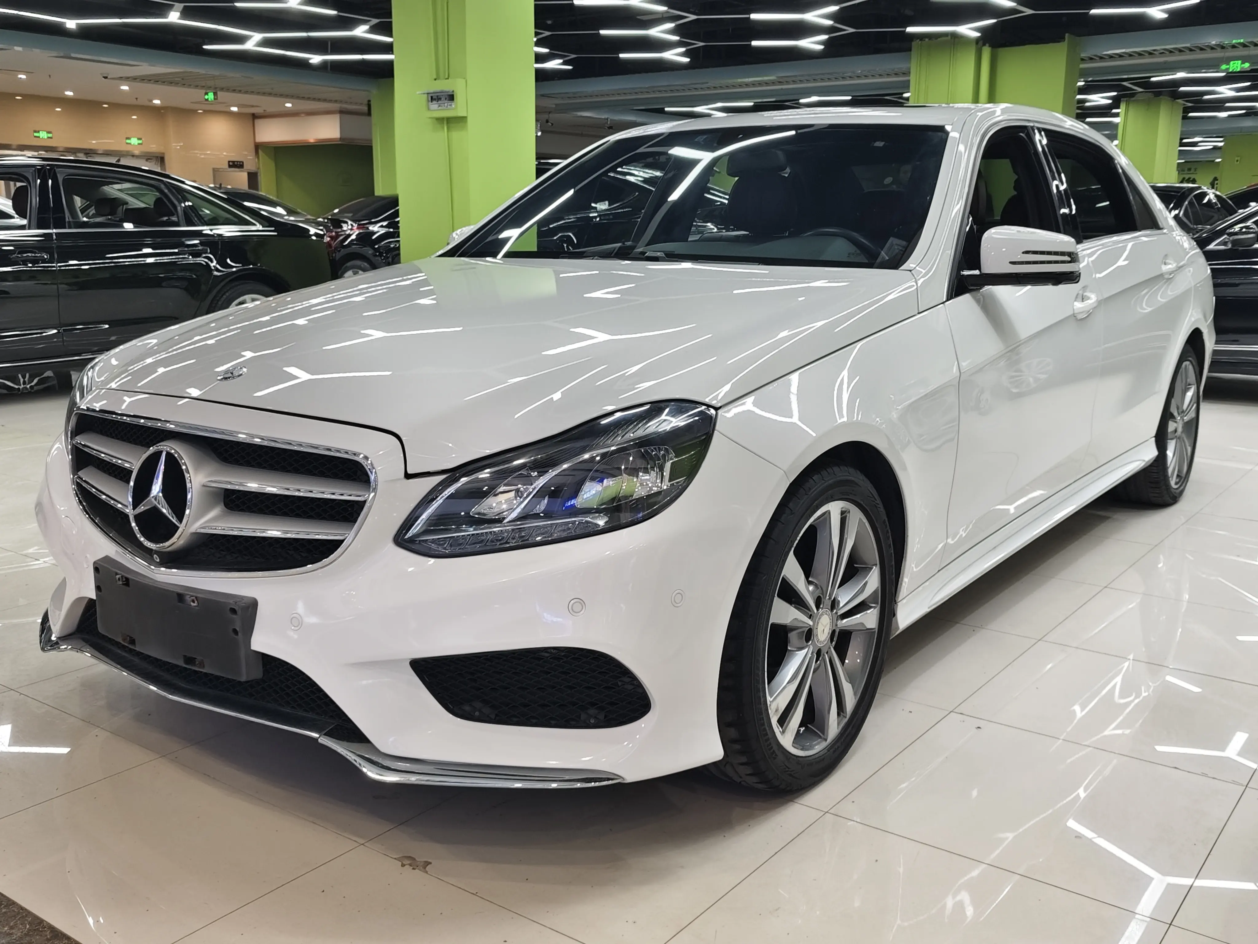 Mercedes-Benz E-Class  из Китая