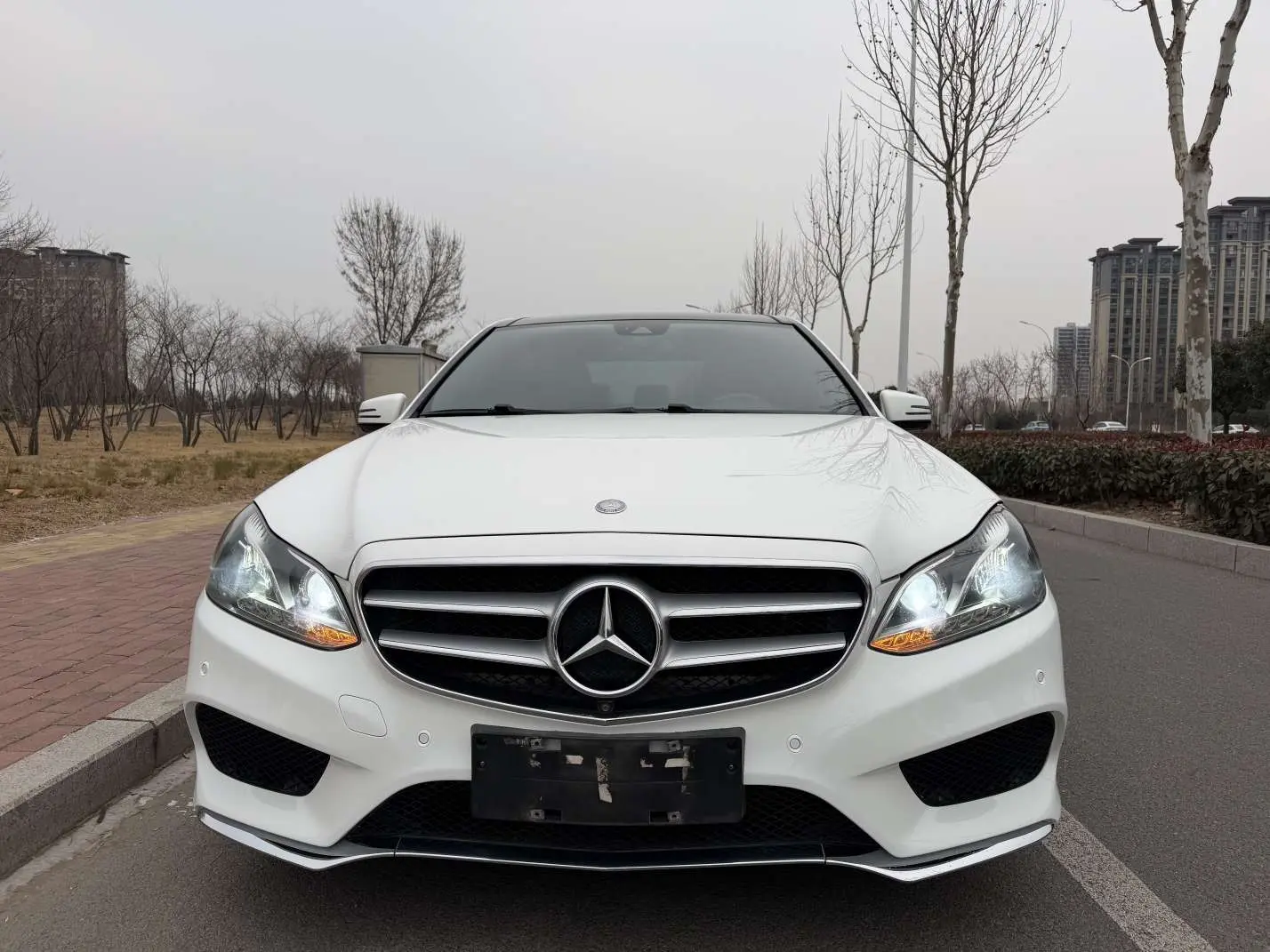 Mercedes-Benz E-Class  из Китая