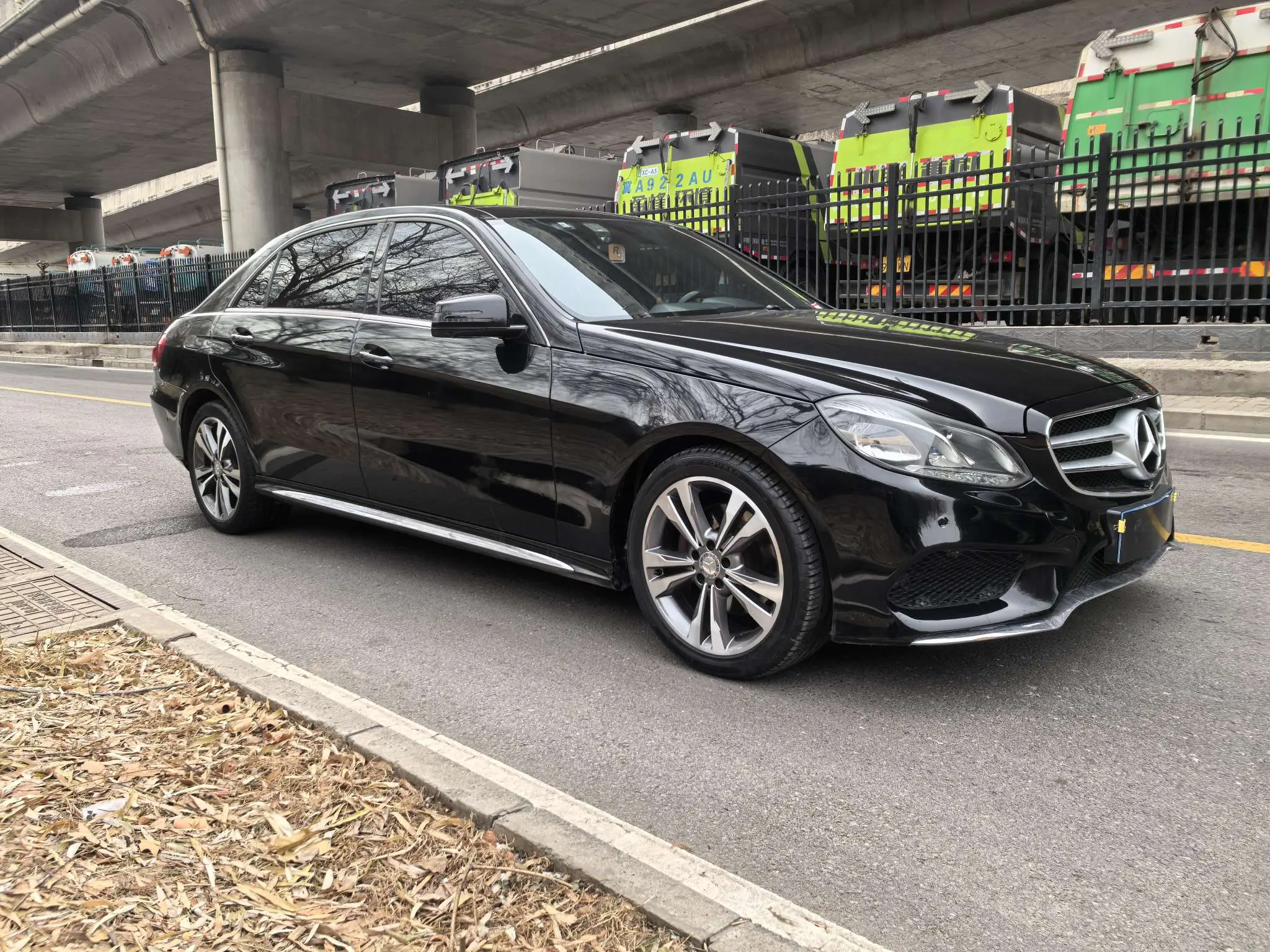 Mercedes-Benz E-Class  из Китая