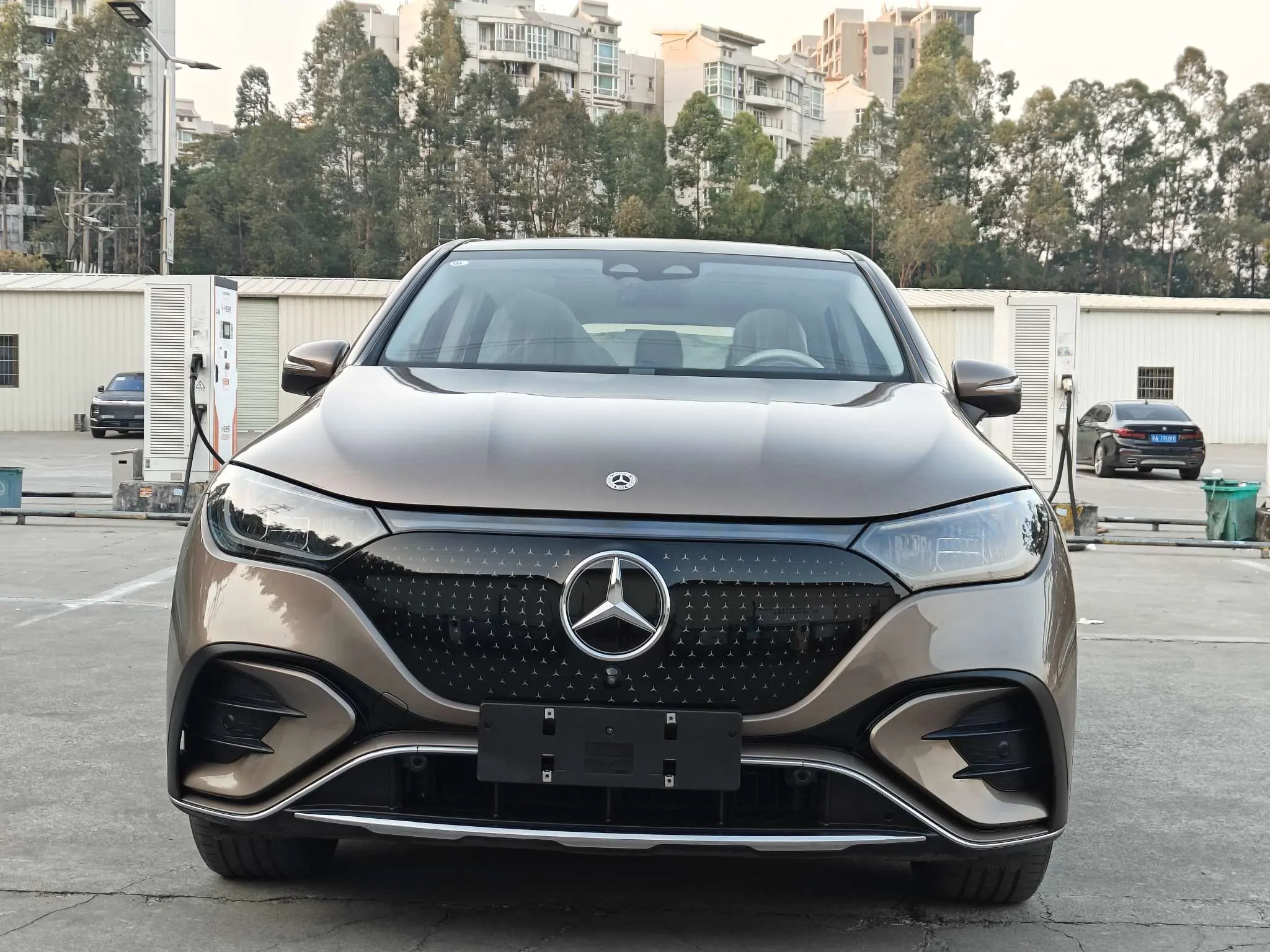 Mercedes-Benz EQE SUV  из Китая