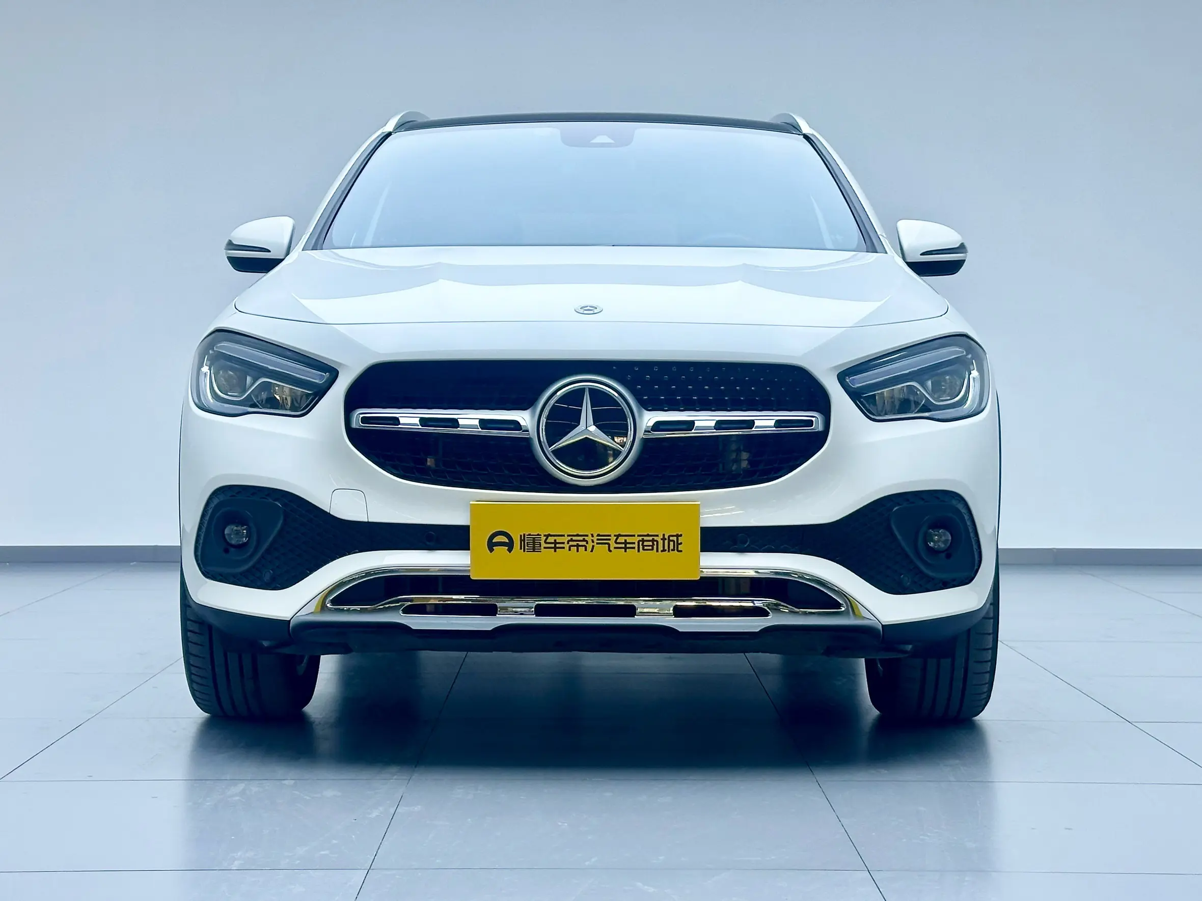 Mercedes-Benz GLA  из Китая