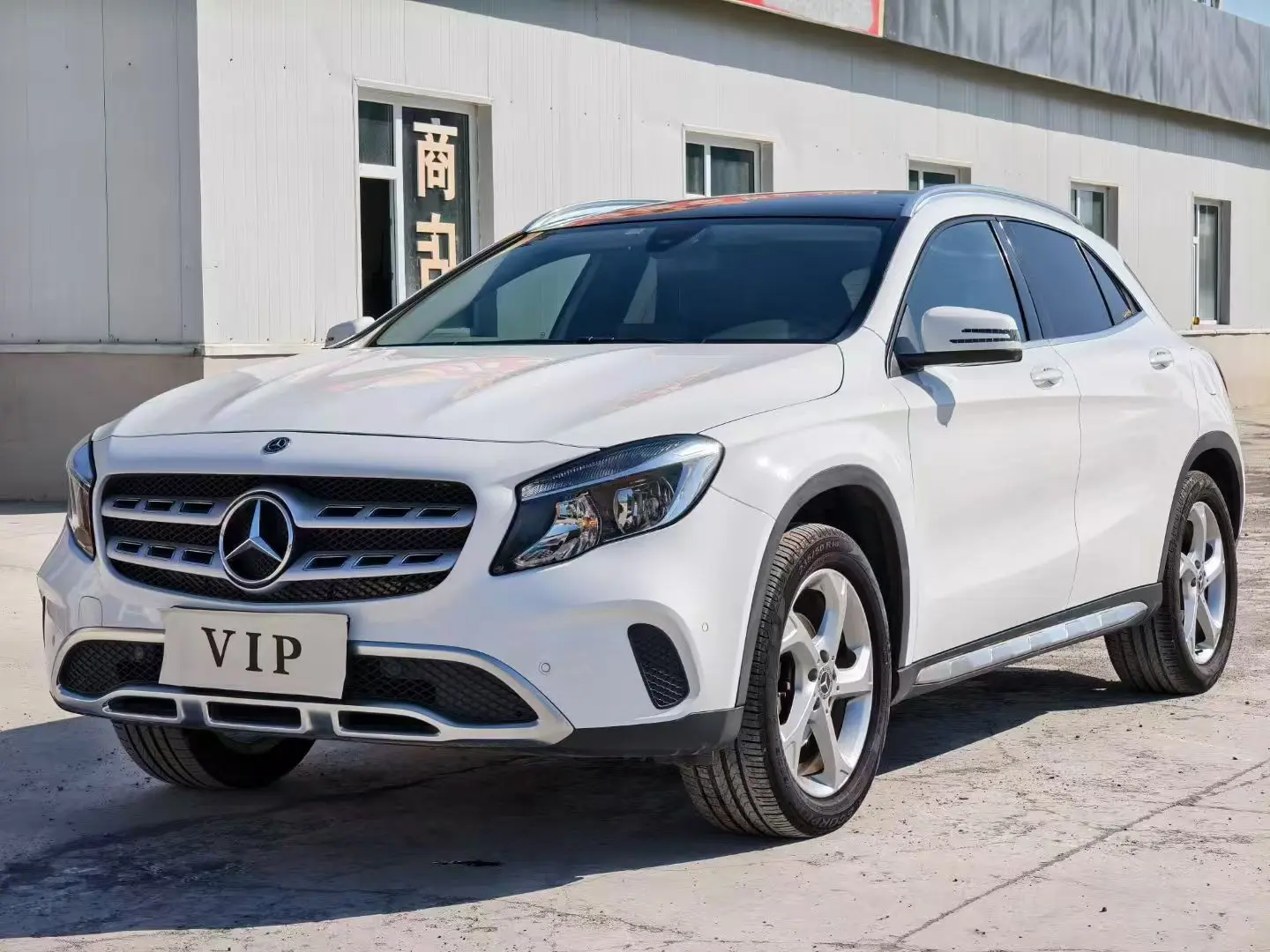 Mercedes-Benz GLA  из Китая