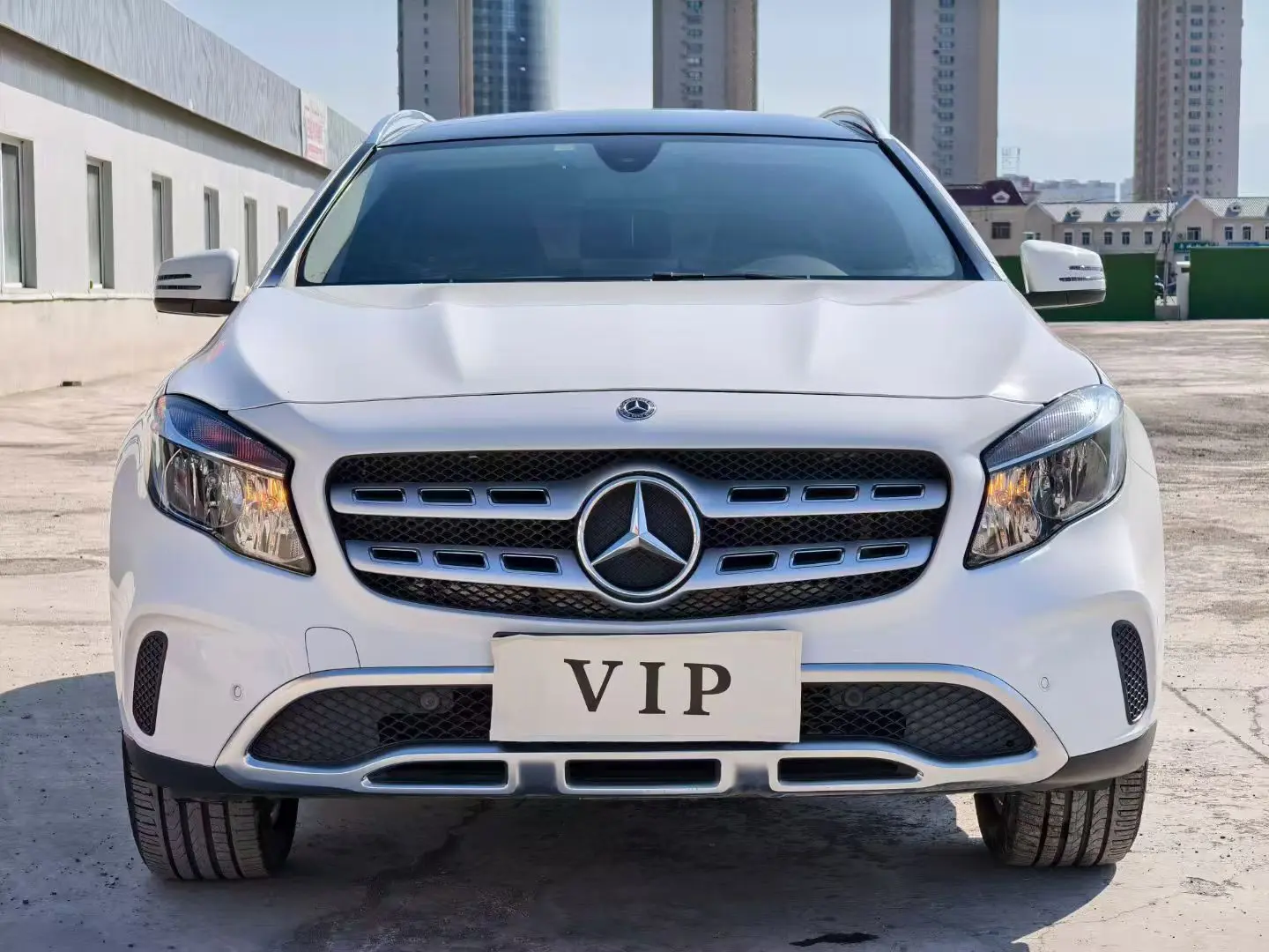 Mercedes-Benz GLA  из Китая