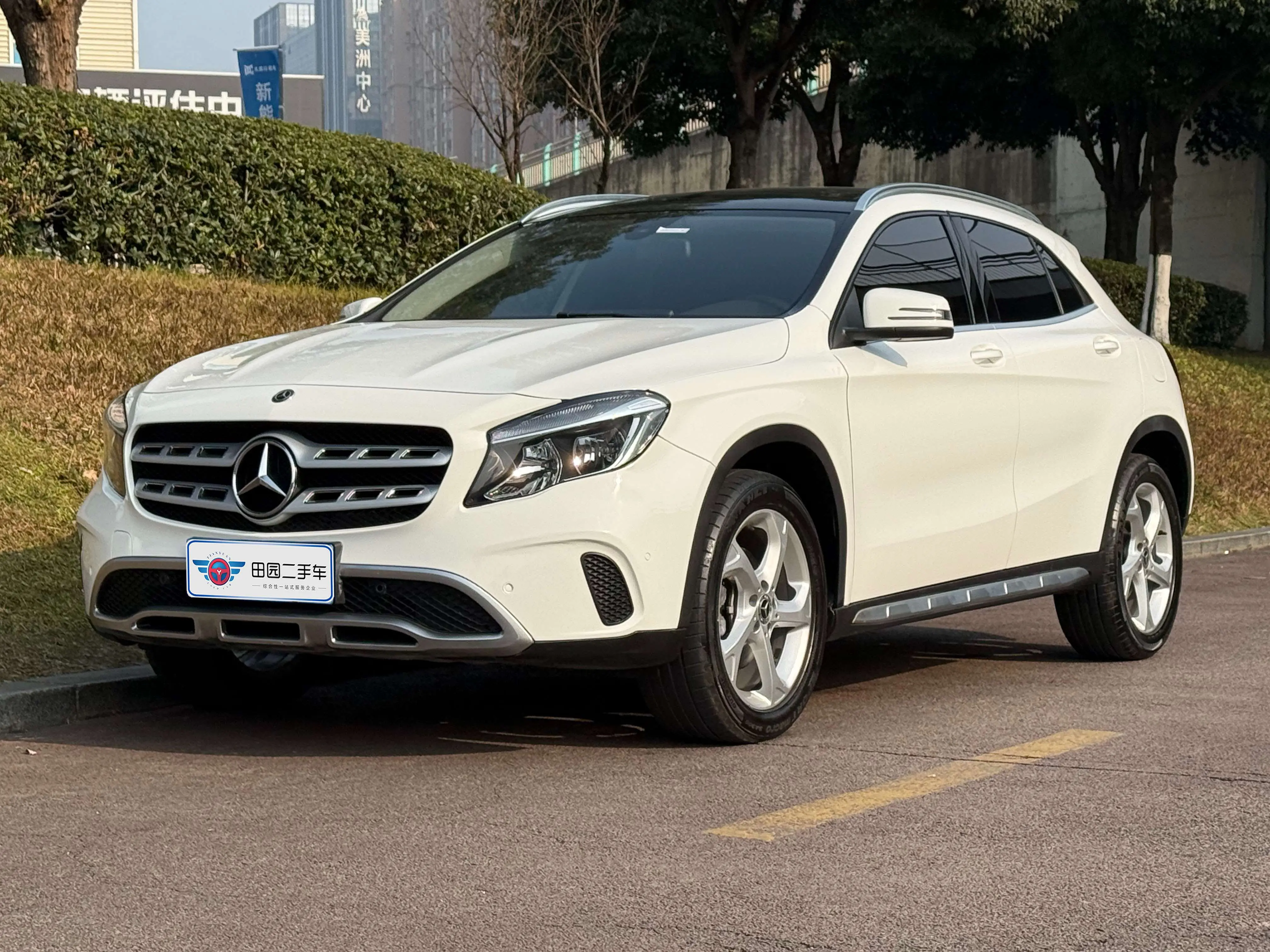 Mercedes-Benz GLA  из Китая